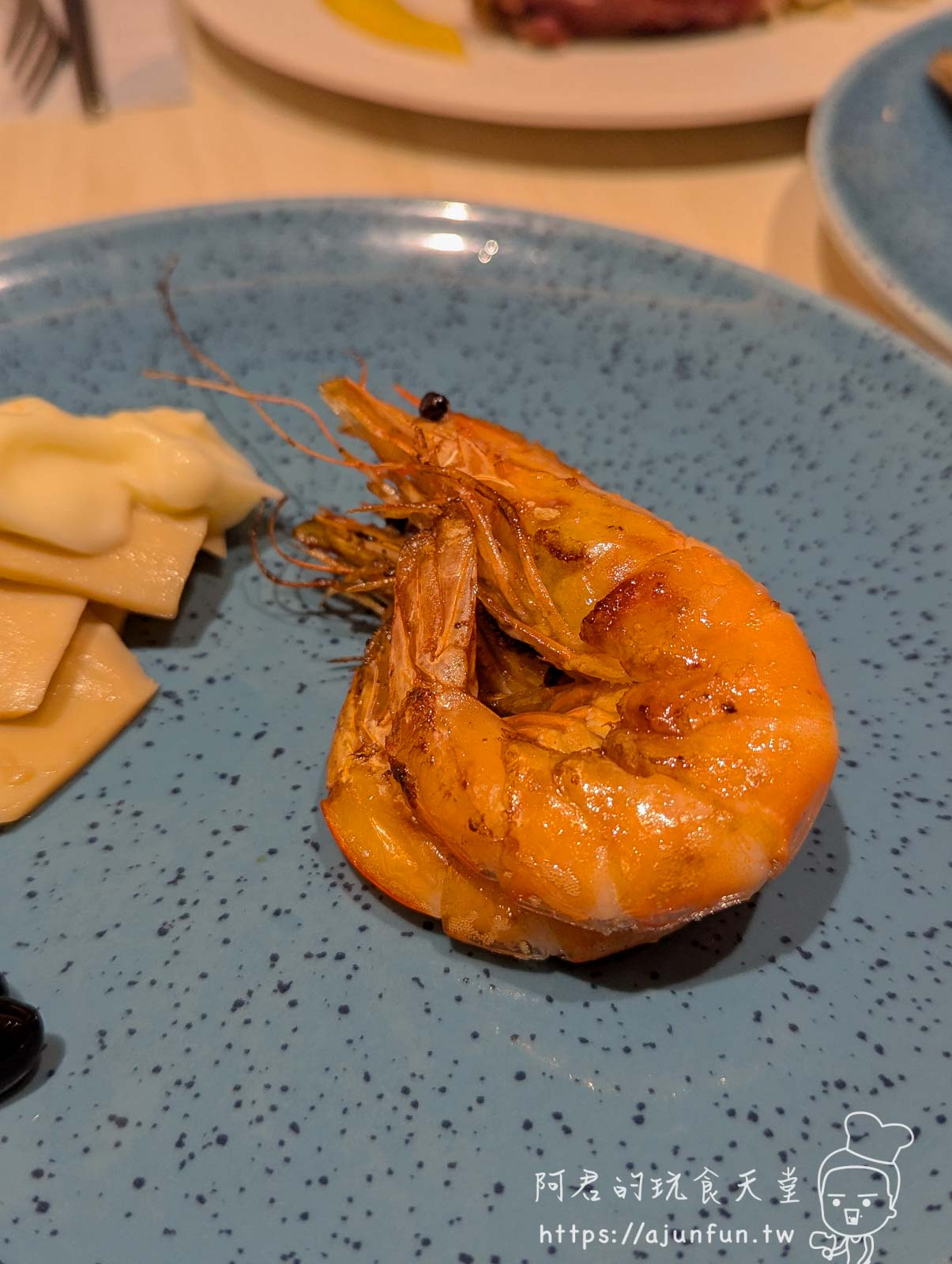 台中吃到飽推薦,漢來海港 台中店好吃嗎,超過 200 道菜色,生蠔、螃蟹、牛排無限享用!菜色、價格、用餐環境、壽星優惠 - 第74張圖