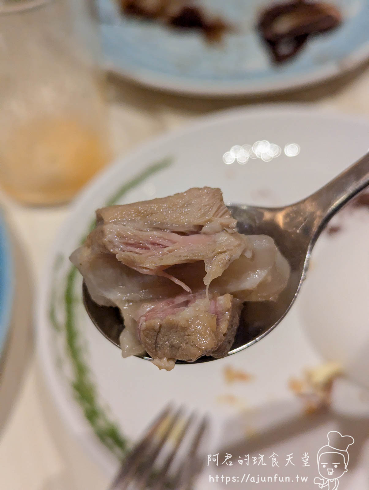 台中吃到飽推薦,漢來海港 台中店好吃嗎,超過 200 道菜色,生蠔、螃蟹、牛排無限享用!菜色、價格、用餐環境、壽星優惠 - 第82張圖