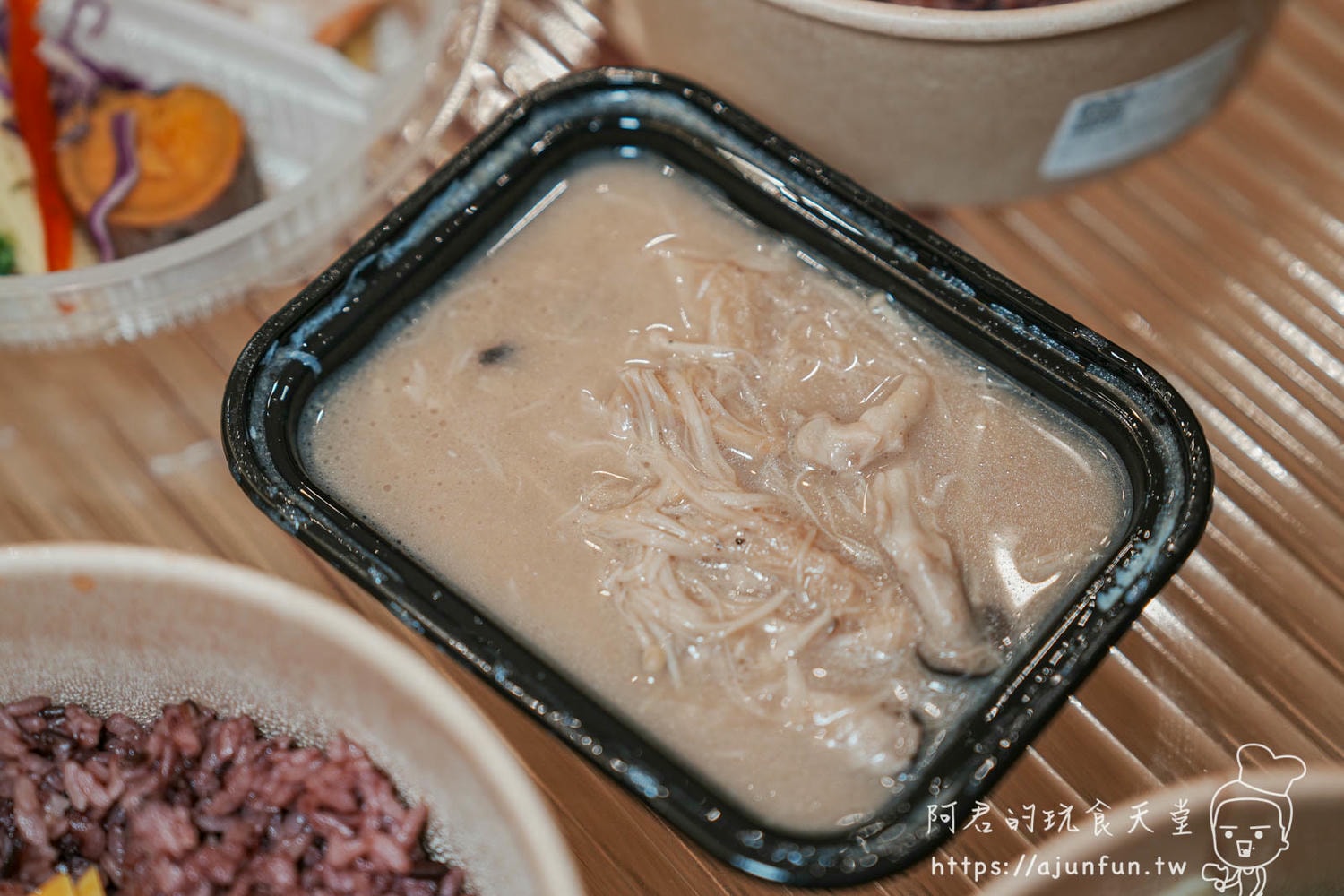 【東區美食】覓蠶健康餐盒 Meetzen 台中樂業店,告別「健康餐=難吃」 - 第19張圖