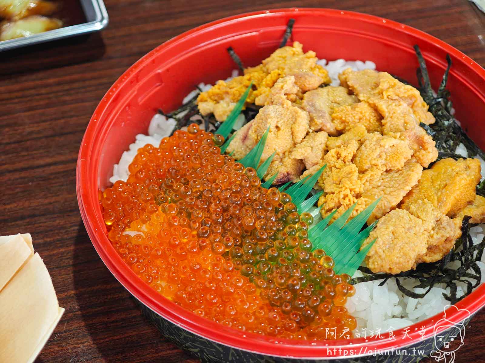 【沖繩那霸】泊港魚市場 (泊いゆまち) 美食攻略:鮪魚生魚片必吃!交通停車、營業時間、店家推薦 - 第19張圖