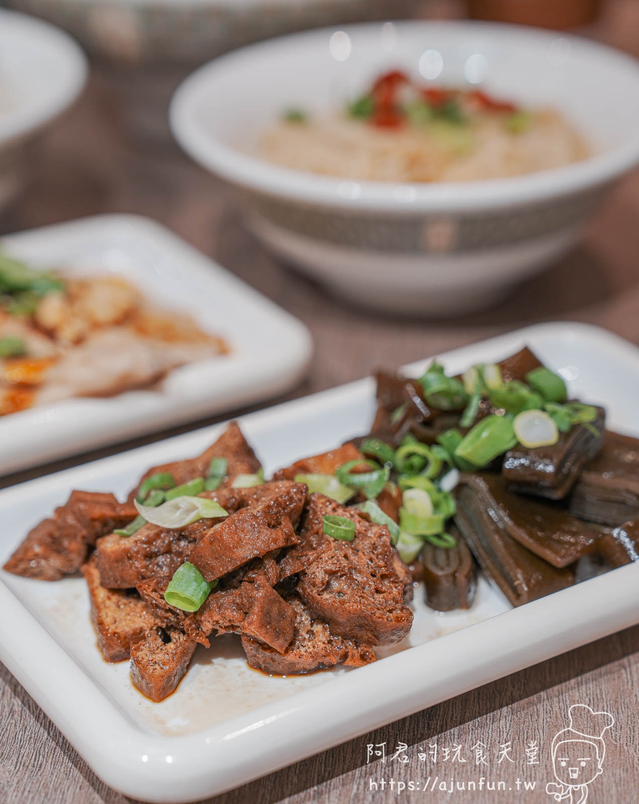 【中國醫商圈美食】秋冬進補就到禾林食室所,嚴選台灣土雞,台中必吃雞湯推薦 - 第27張圖