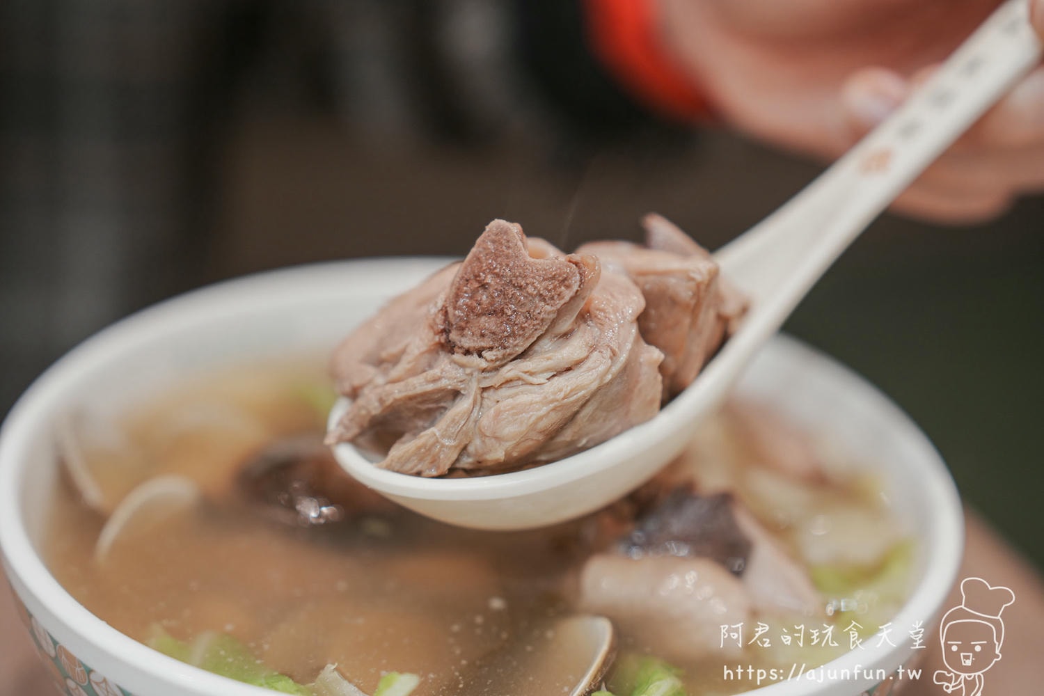 【中國醫商圈美食】秋冬進補就到禾林食室所,嚴選台灣土雞,台中必吃雞湯推薦 - 第22張圖