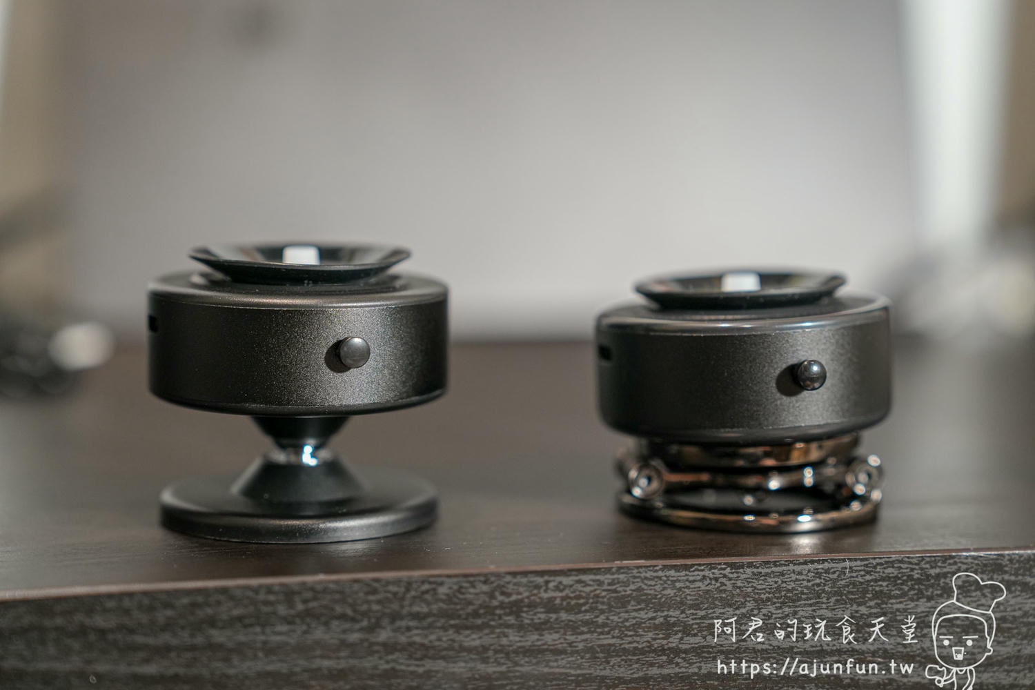 OHMO磁吸手機盤開箱評測,告別「垂頭喪氣」!真空吸附+磁吸支架,追劇、做菜、旅行必備神器! - 第3張圖