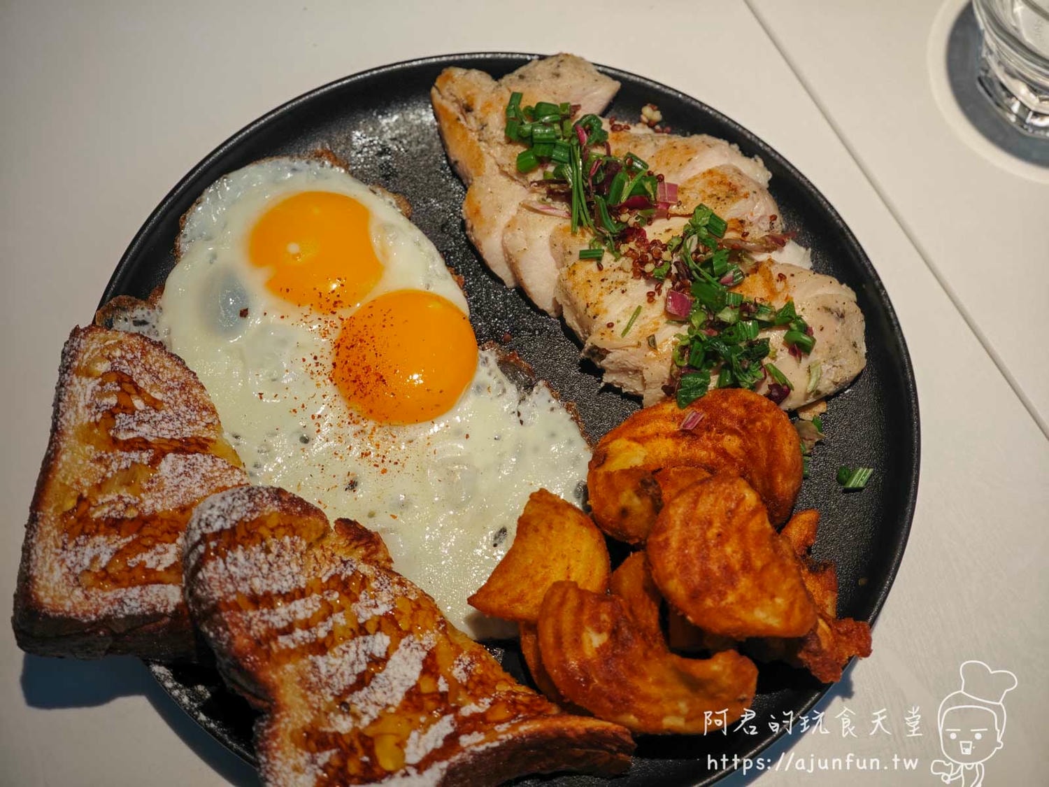 貳樓台中秀泰文心店,未來城市森林主題餐廳,台中早午餐推薦 - 第5張圖