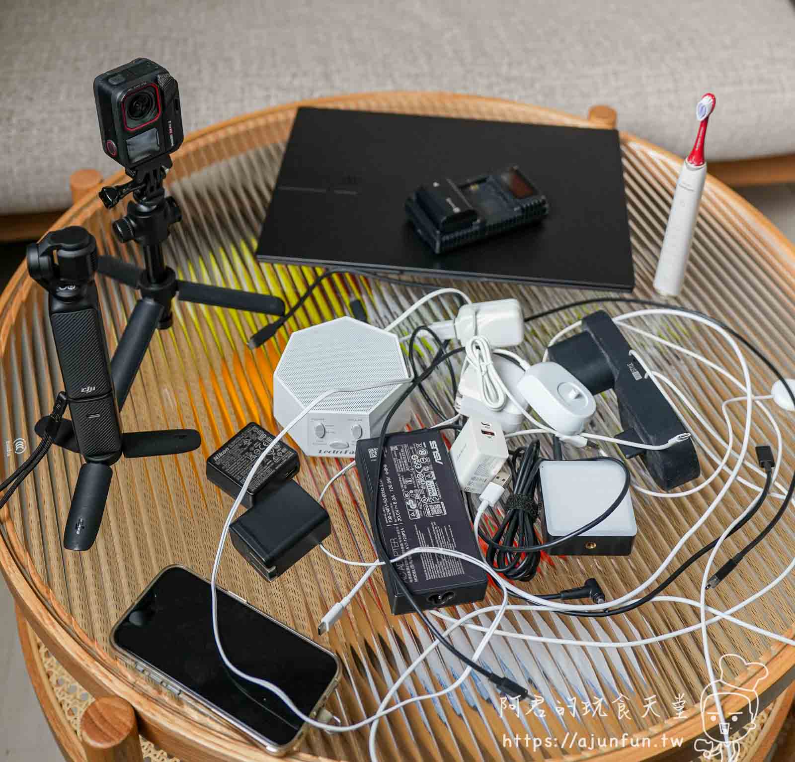 CHOZEN 萬國極線充開箱,出國旅行充電終極神器!70W快充、伸縮線一顆暢遊180+國 - 第11張圖
