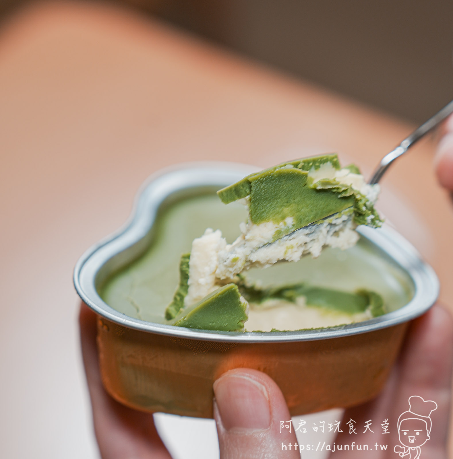 【宅配甜點】MIMIAN瞇瞇眼,72%厚乳酪蛋糕,幸福滋味在舌尖綻放,台中蛋糕下午茶推薦 - 第15張圖