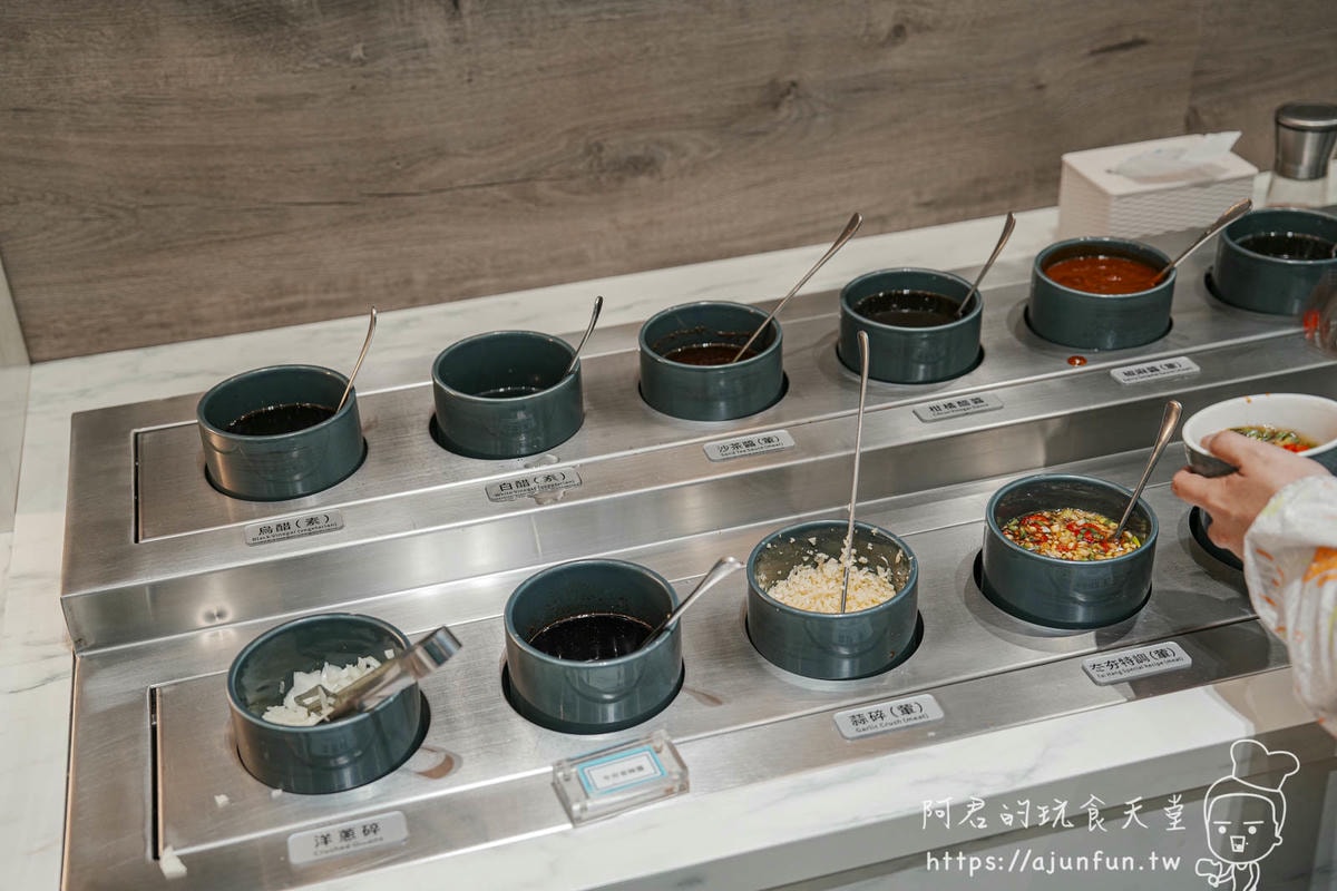 【台中北屯美食】捷運站附近「冭夯鍋物」不只裝潢美,肉好價平聚餐首選! - 第21張圖