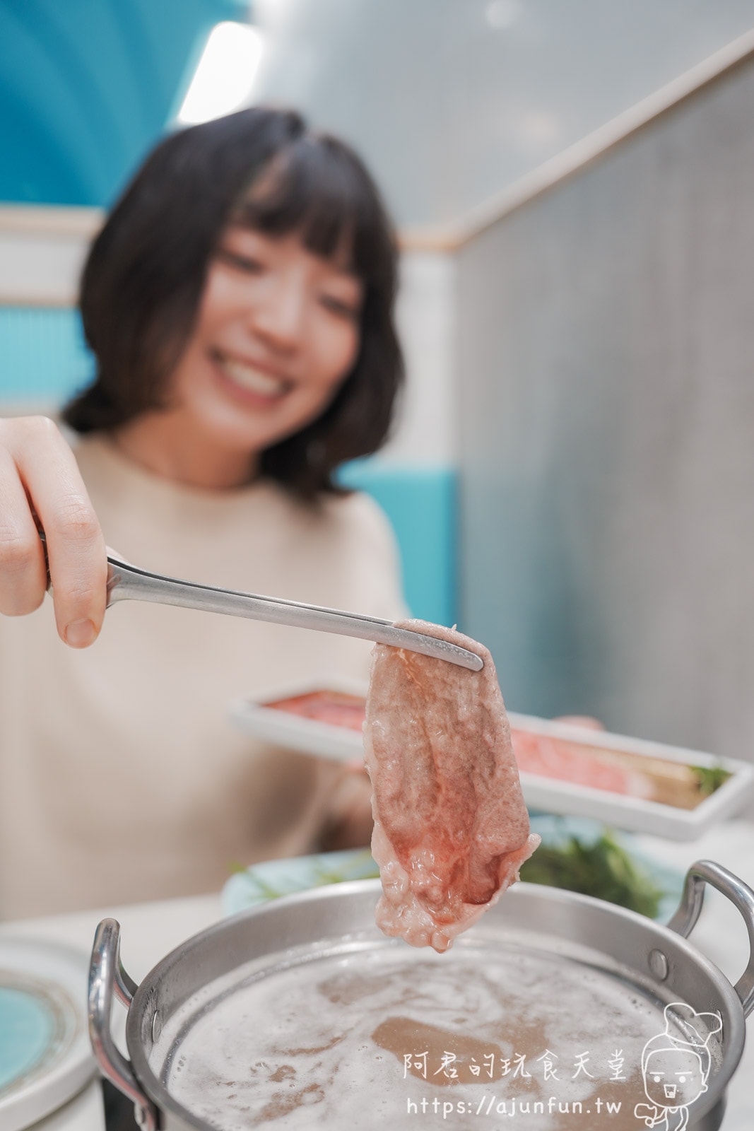 【台中北屯美食】捷運站附近「冭夯鍋物」不只裝潢美,肉好價平聚餐首選! - 第37張圖