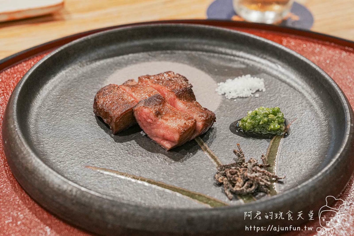 台中市政府周邊找地方慶祝?「軒之饌」預約制無菜單料理,隱密包廂還能唱歌,這排場才是真奢華! - 第36張圖