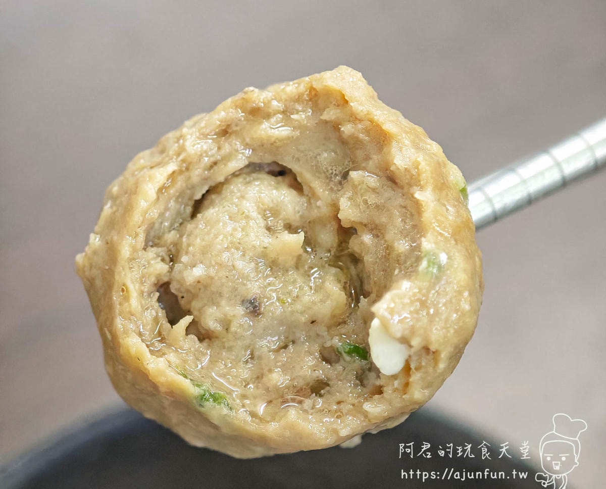 【高雄鹽埕】老饕私藏天天沙茶火鍋,這沙茶醬太犯規!厚切溫體牛與爆汁牛肉丸一吃上癮! - 第20張圖