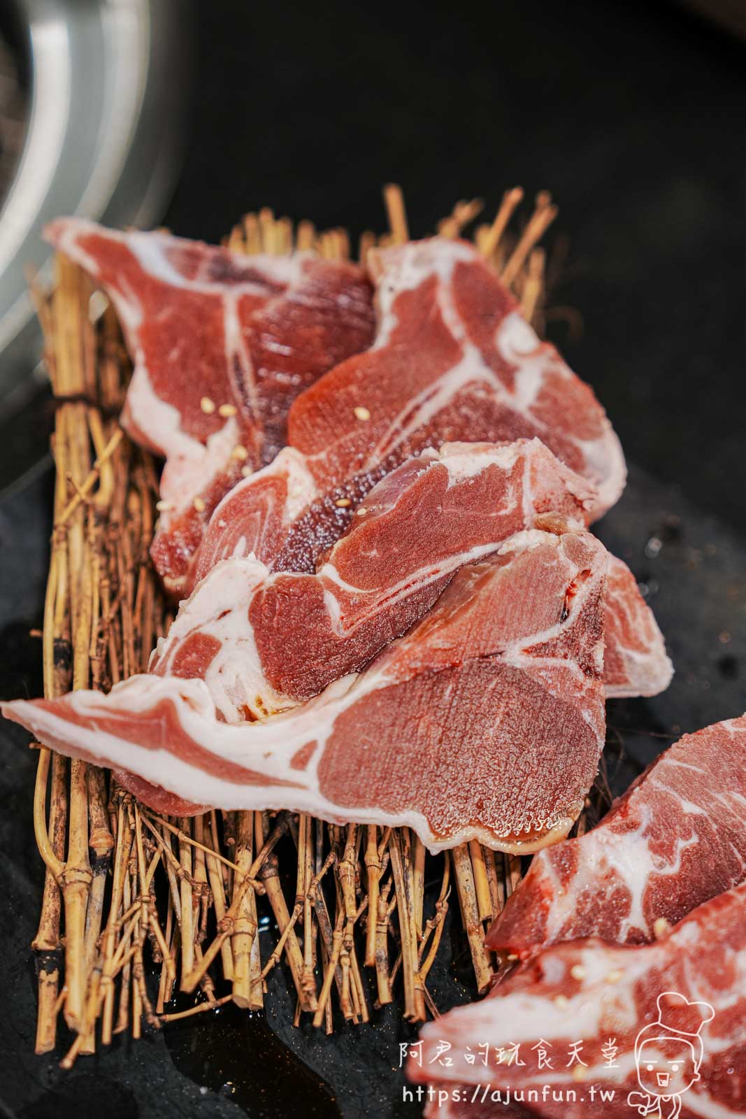 【桃園吃到飽】匠夯日式燒肉,價位、菜單、訂位、停車資訊懶人包,專人剝蝦服務太犯規 - 第42張圖