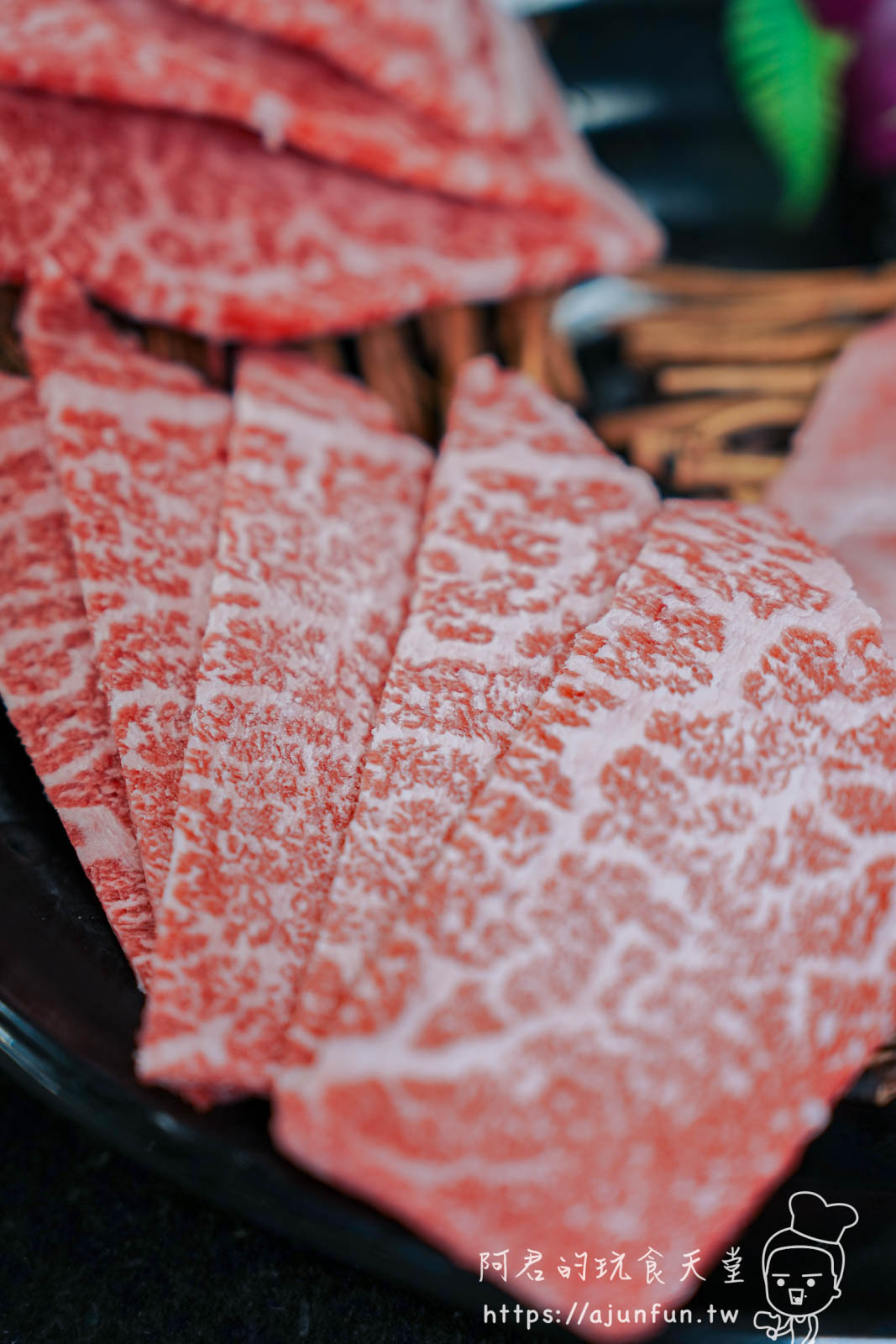 【桃園吃到飽】匠夯日式燒肉,價位、菜單、訂位、停車資訊懶人包,專人剝蝦服務太犯規 - 第23張圖