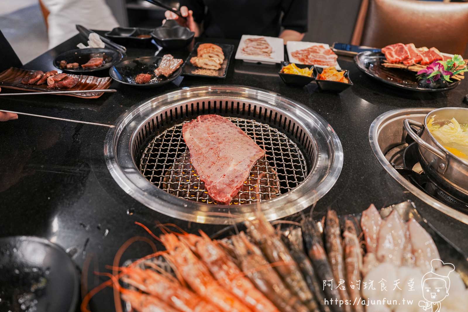 【桃園吃到飽】匠夯日式燒肉,價位、菜單、訂位、停車資訊懶人包,專人剝蝦服務太犯規 - 第29張圖