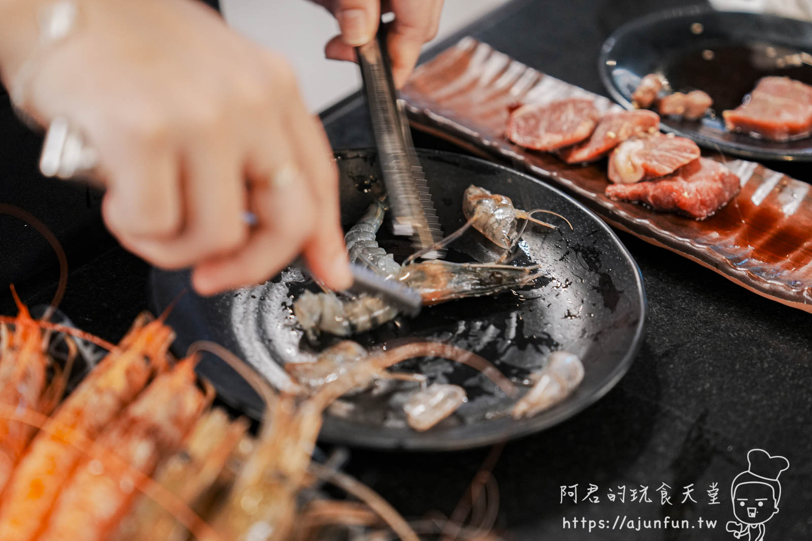 【桃園吃到飽】匠夯日式燒肉,價位、菜單、訂位、停車資訊懶人包,專人剝蝦服務太犯規 - 第52張圖