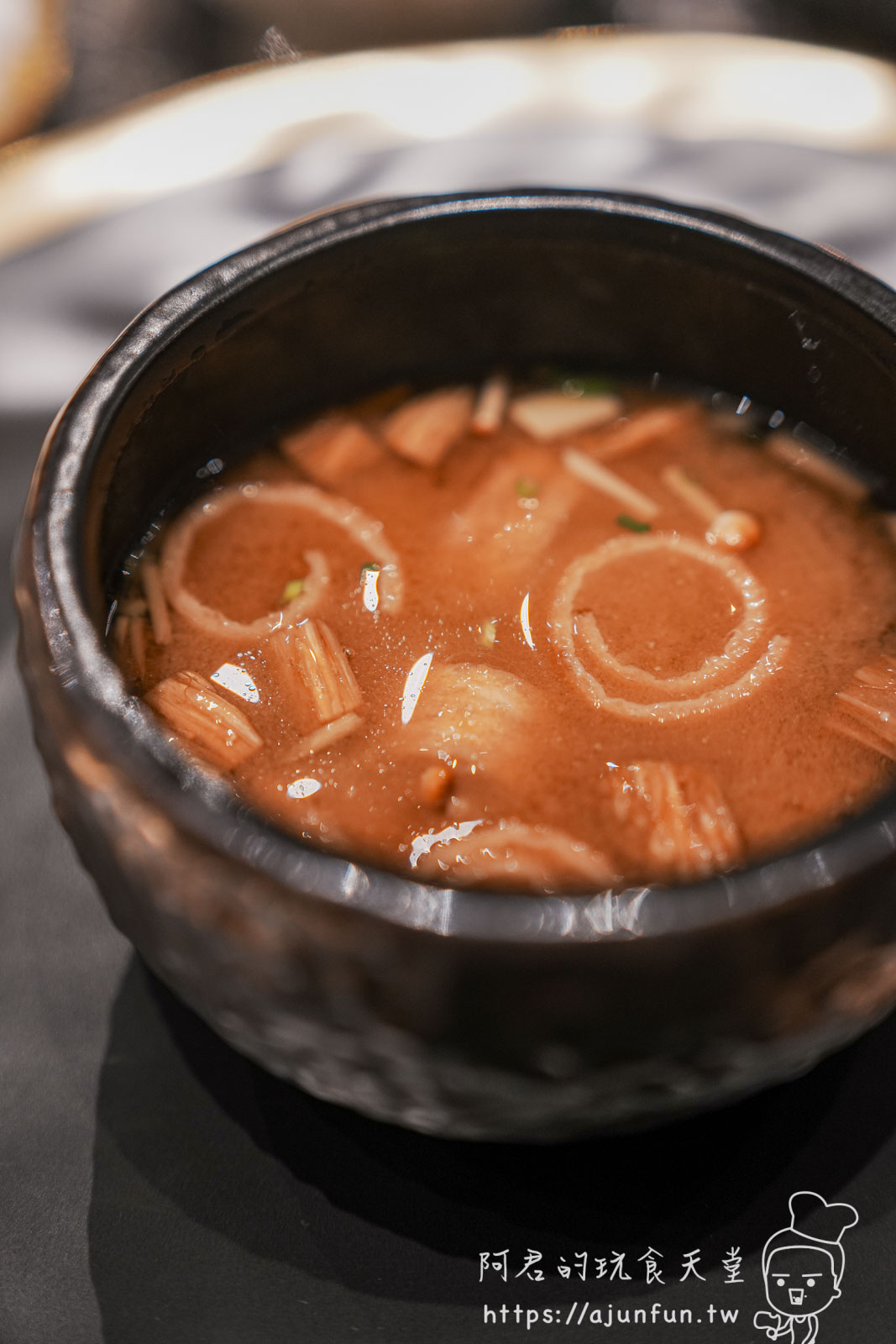 【台中北屯】艾割烹:2880元吃黑鮪魚蛇腹、A5和牛!高CP值無菜單料理推薦,慶生約會首選! - 第24張圖