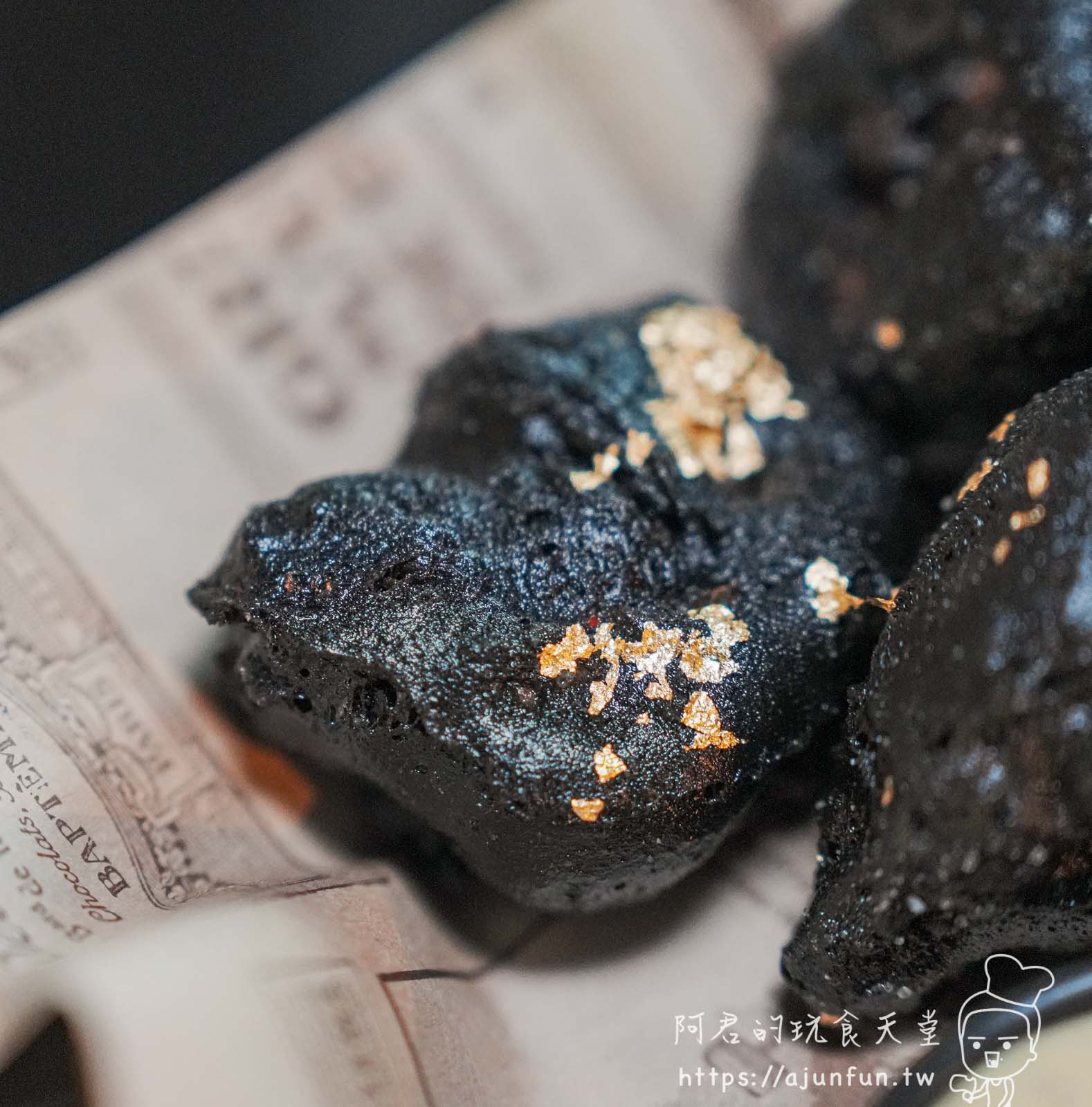 【台中酒吧推薦】阿姆斯壯餐酒館,勤美酒吧新發現!一個人也能登陸外太空的星際之旅 - 第32張圖