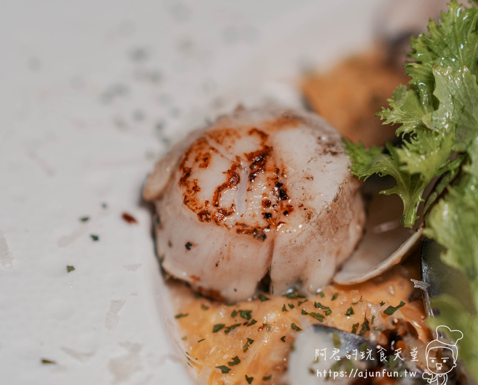 【台中酒吧推薦】阿姆斯壯餐酒館,勤美酒吧新發現!一個人也能登陸外太空的星際之旅 - 第17張圖