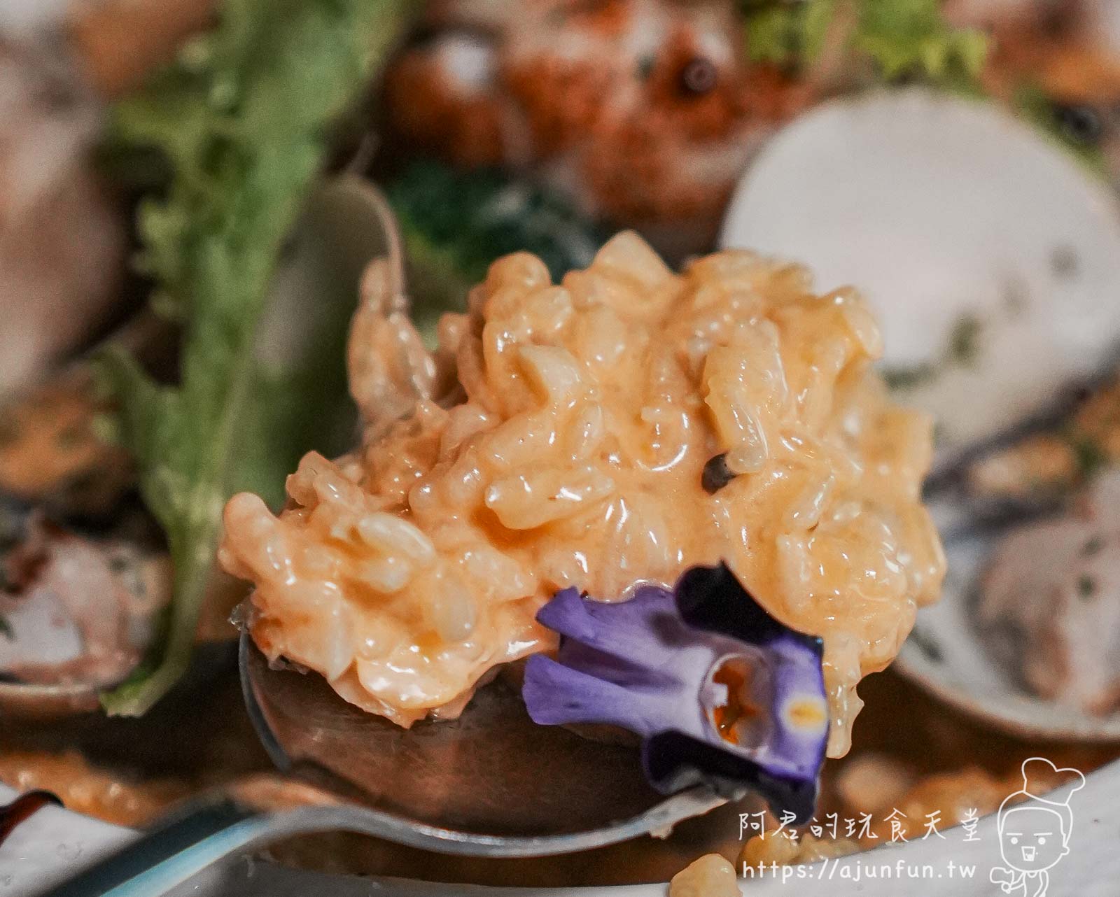 【台中酒吧推薦】阿姆斯壯餐酒館,勤美酒吧新發現!一個人也能登陸外太空的星際之旅 - 第16張圖