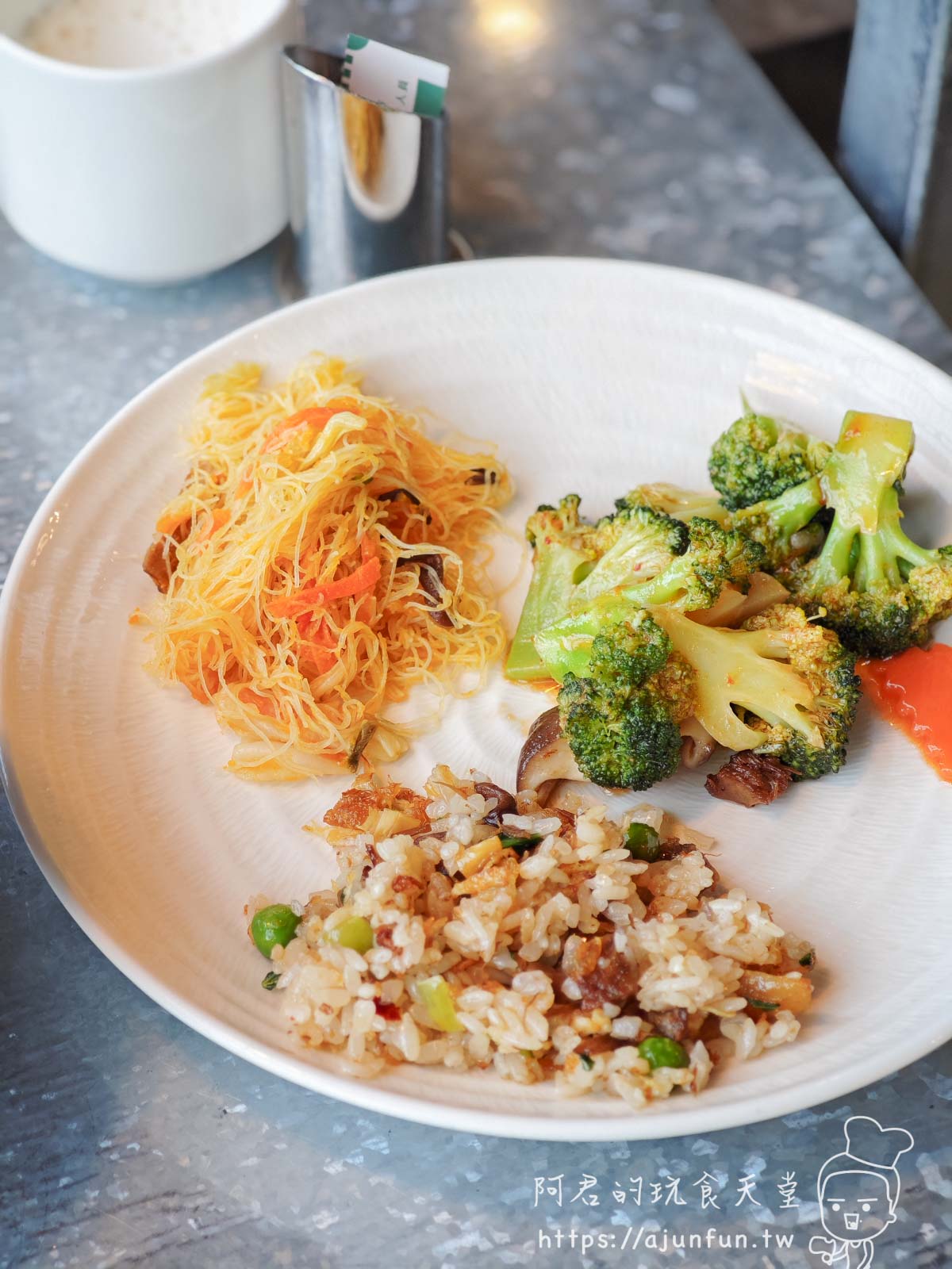 【2025果然匯攻略】桃園統領店必吃菜色!推爆炒飯、素牛肉麵,沒吃到真的會後悔! - 第45張圖