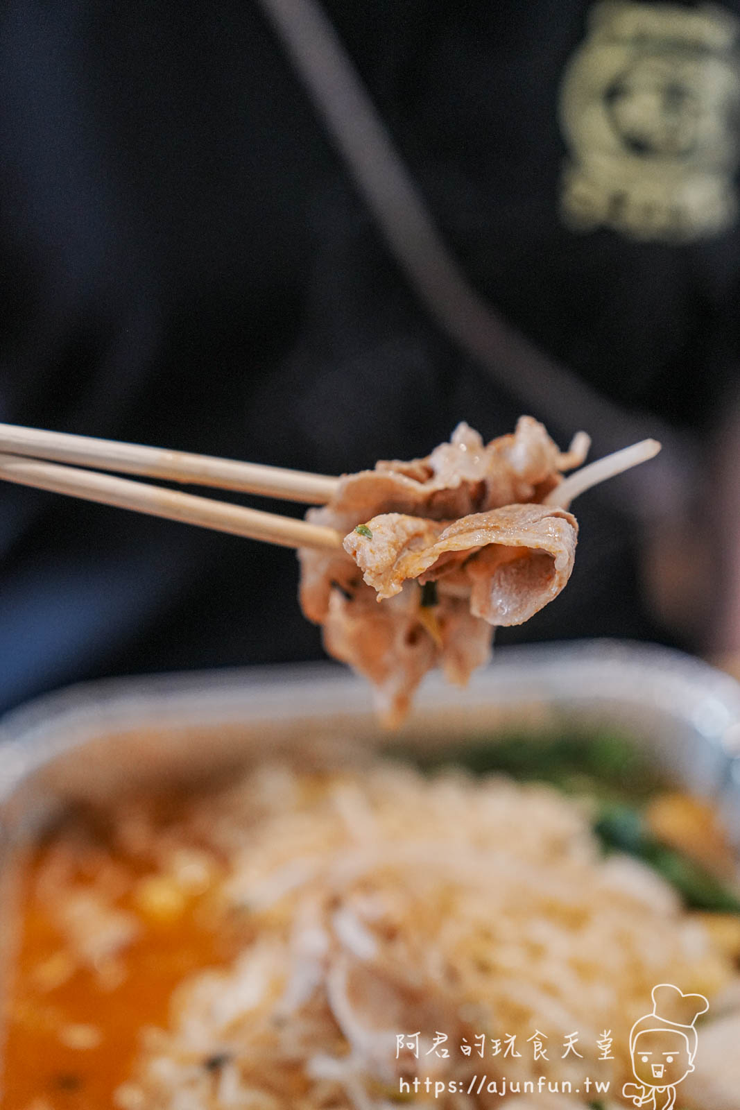 【台中北屯宵夜】遊盒麵崇德店,被甜點耽誤的24小時拉麵店,必點麻辣鴨血 - 第30張圖