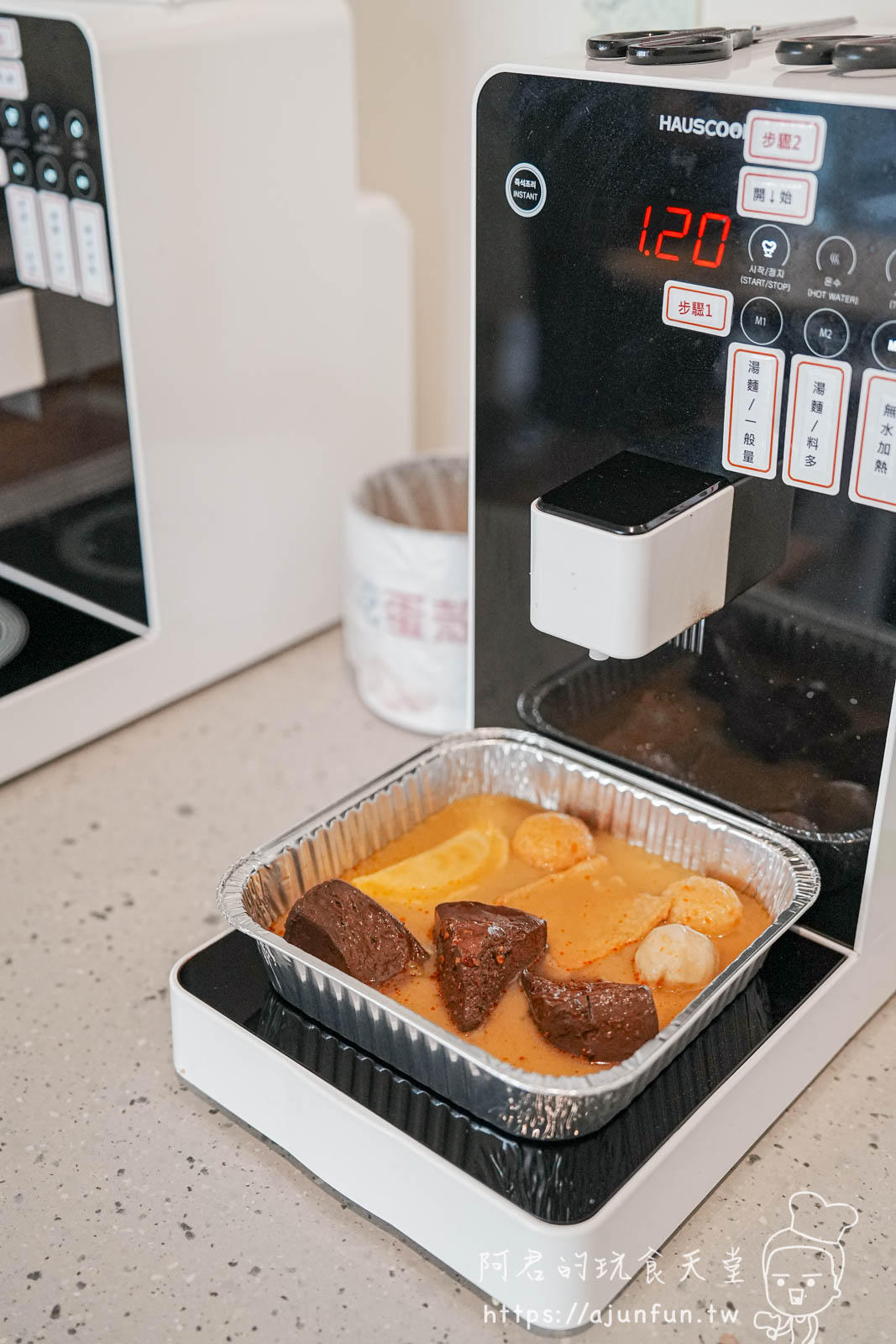 【台中北屯宵夜】遊盒麵崇德店,被甜點耽誤的24小時拉麵店,必點麻辣鴨血 - 第26張圖