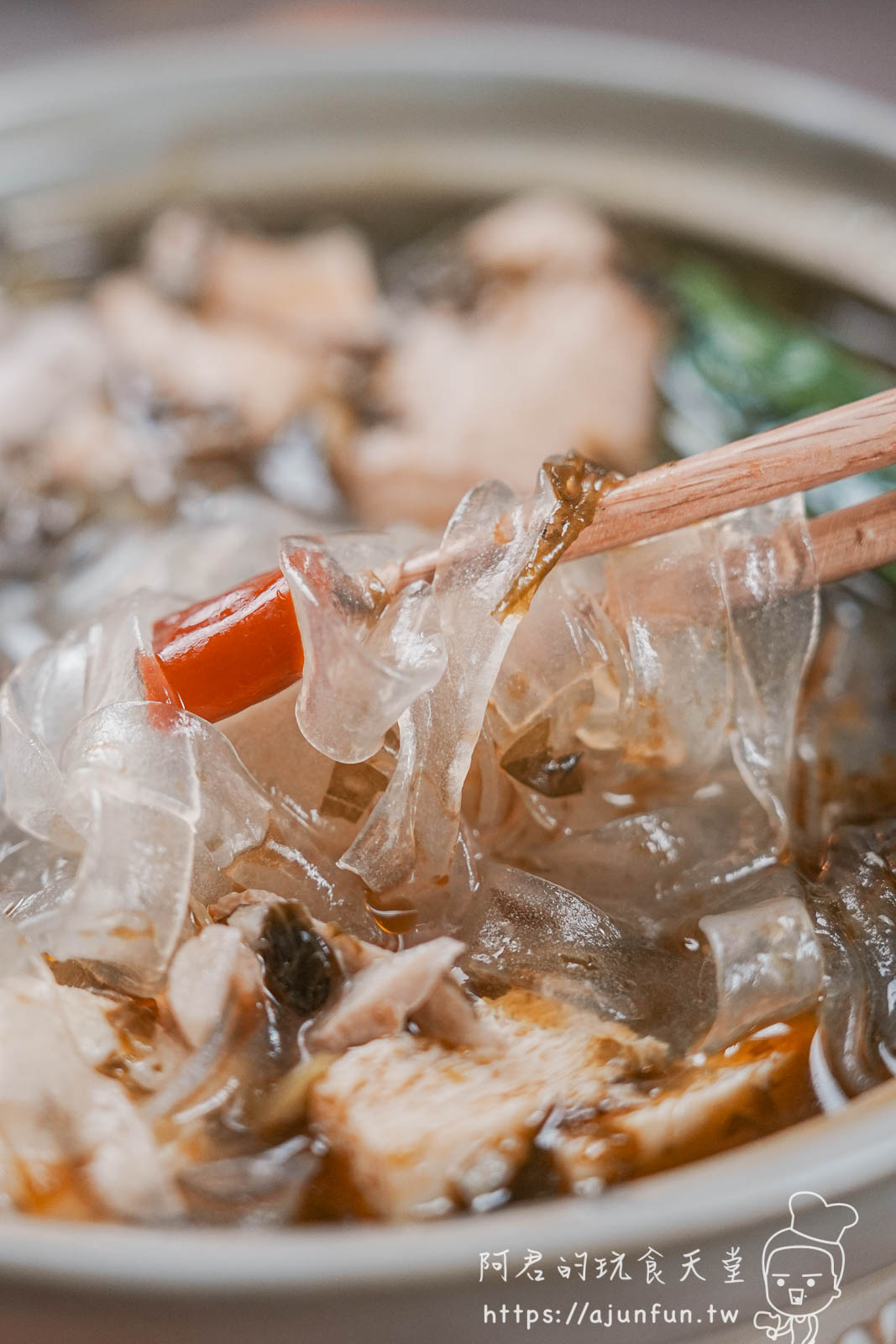 愛上新鮮跟阿基師聯名的川味酸菜魚好吃嗎?3分鐘端出銷魂酸麻辣,CP值衝破天花板! - 第12張圖