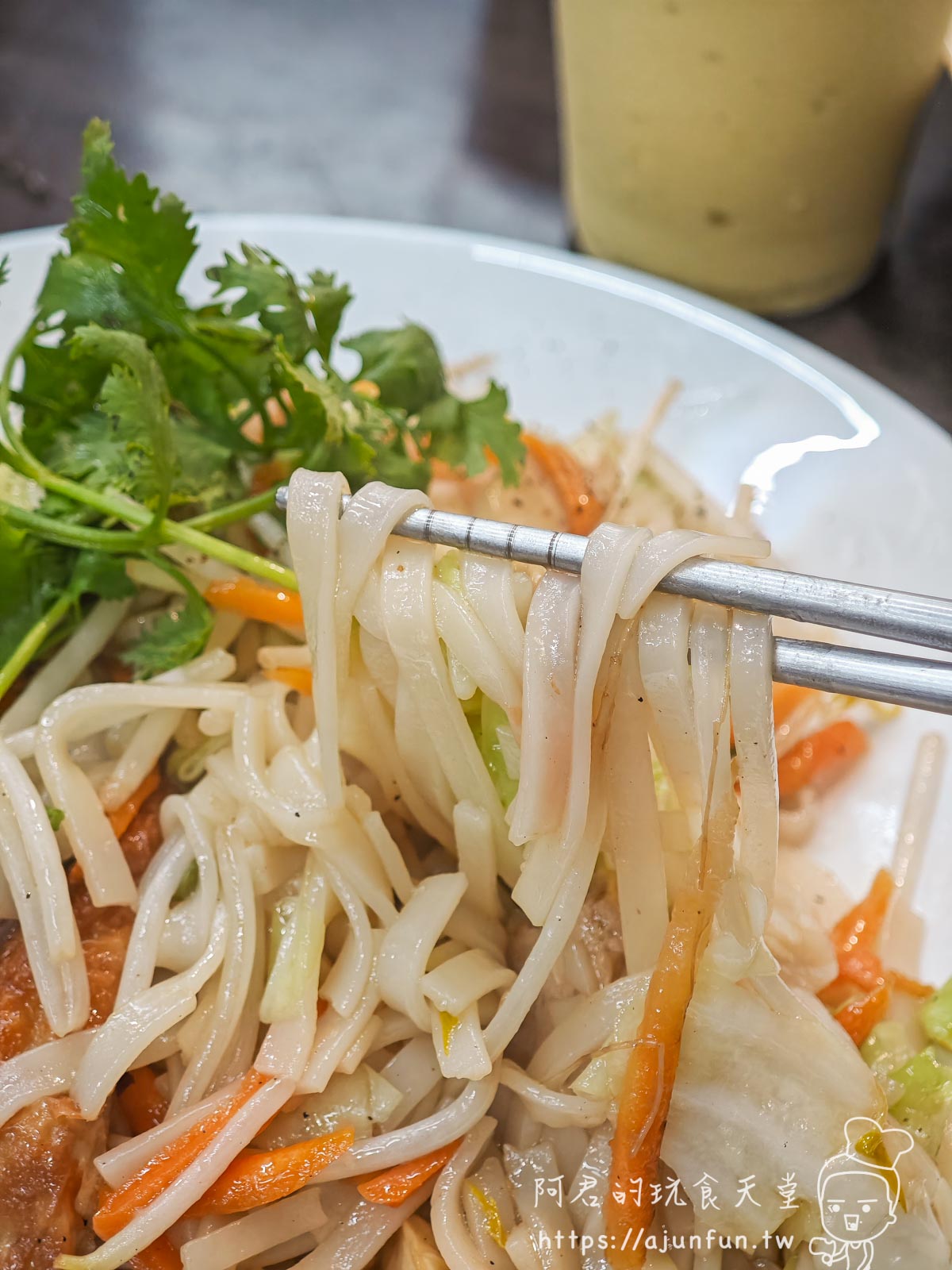 2026台中素食推薦，蓮花創越素食，北屯必吃越南蔬食！捷運5分鐘抵達