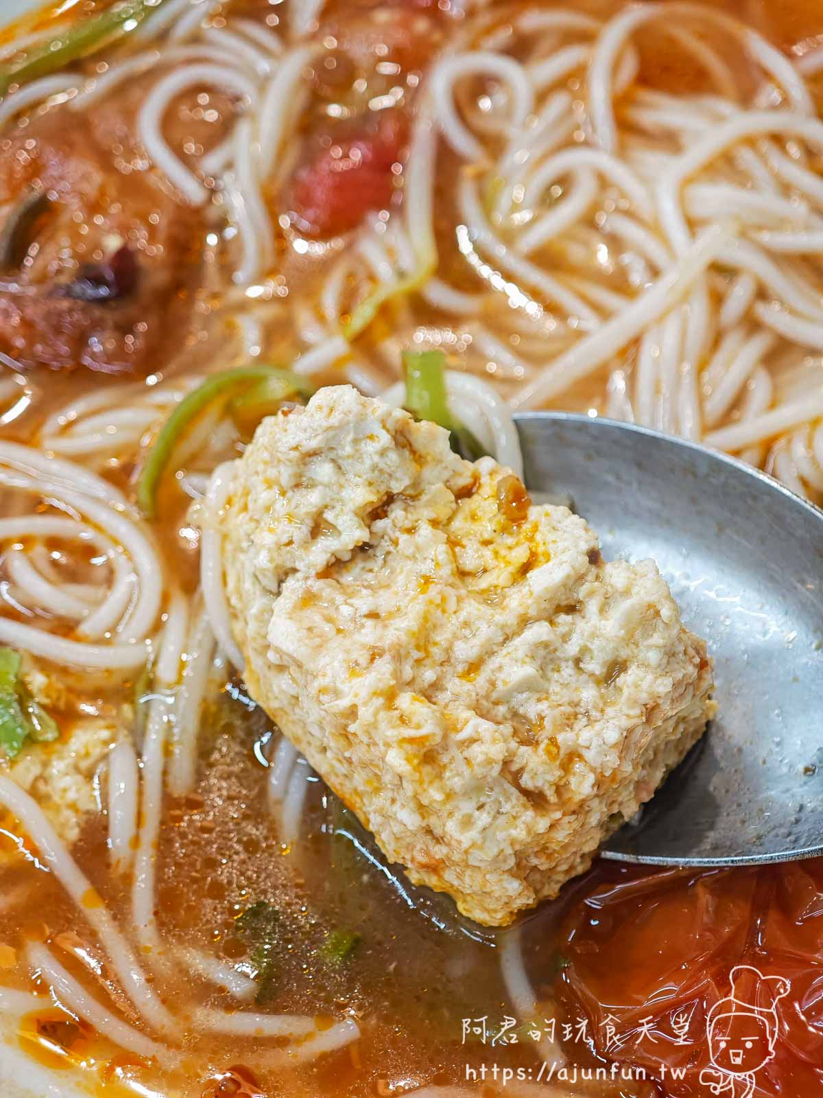 2026台中素食推薦，蓮花創越素食，北屯必吃越南蔬食！捷運5分鐘抵達