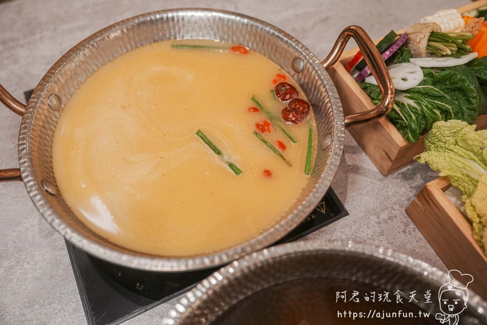 台中公益路火鍋「海港匠鍋」,不只是涮涮鍋,更把職人級日本料理搬進店裡 - 第36張圖