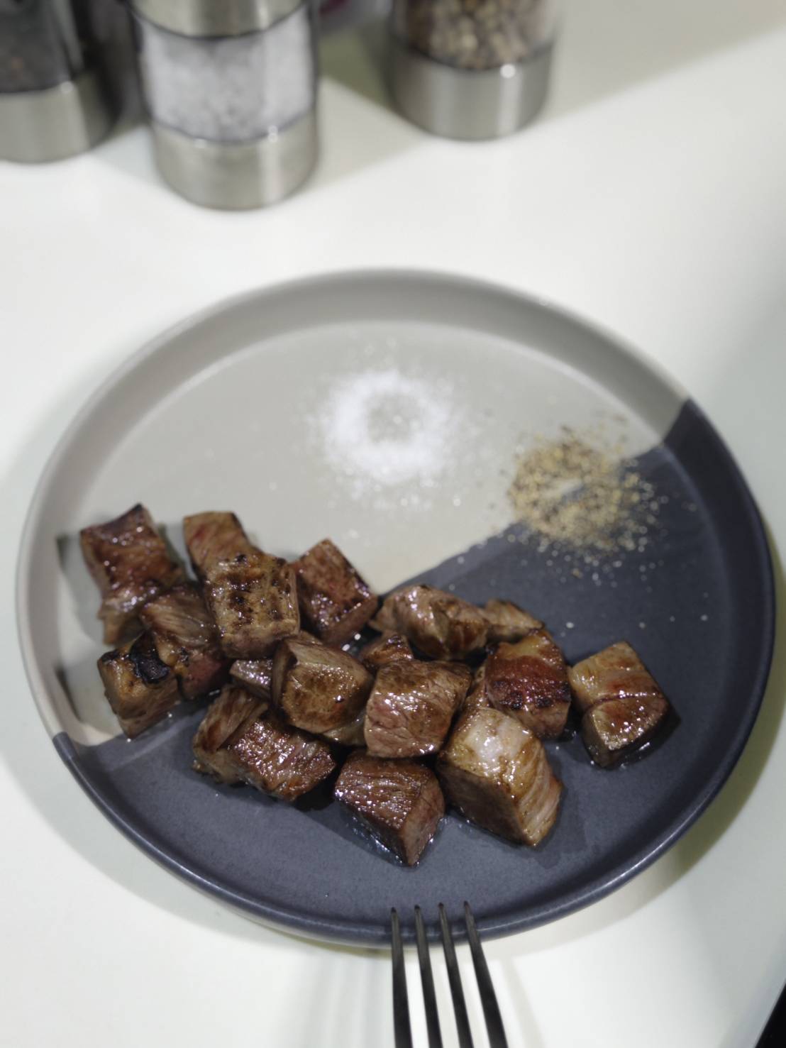 【名古屋必買】m.m.d. 瀨戶燒開箱,榮商圈質感選物,讓餐桌風景「好吃」起來的魔法器皿 - 第13張圖 【名古屋必買】m.m.d. 瀨戶燒開箱,榮商圈質感選物,讓餐桌風景「好吃」起來的魔法器皿