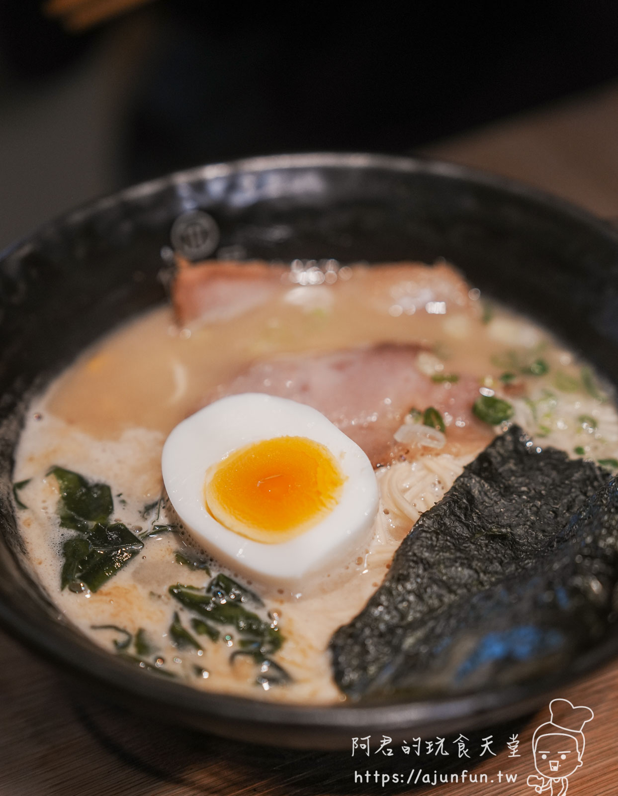 台中勤美美食|信川屋博多豚骨拉麵,除了三久無毒豬還有視覺系七彩麵竟是全天然食材? - 第18張圖 台中勤美美食|信川屋博多豚骨拉麵,除了三久無毒豬還有視覺系七彩麵竟是全天然食材?