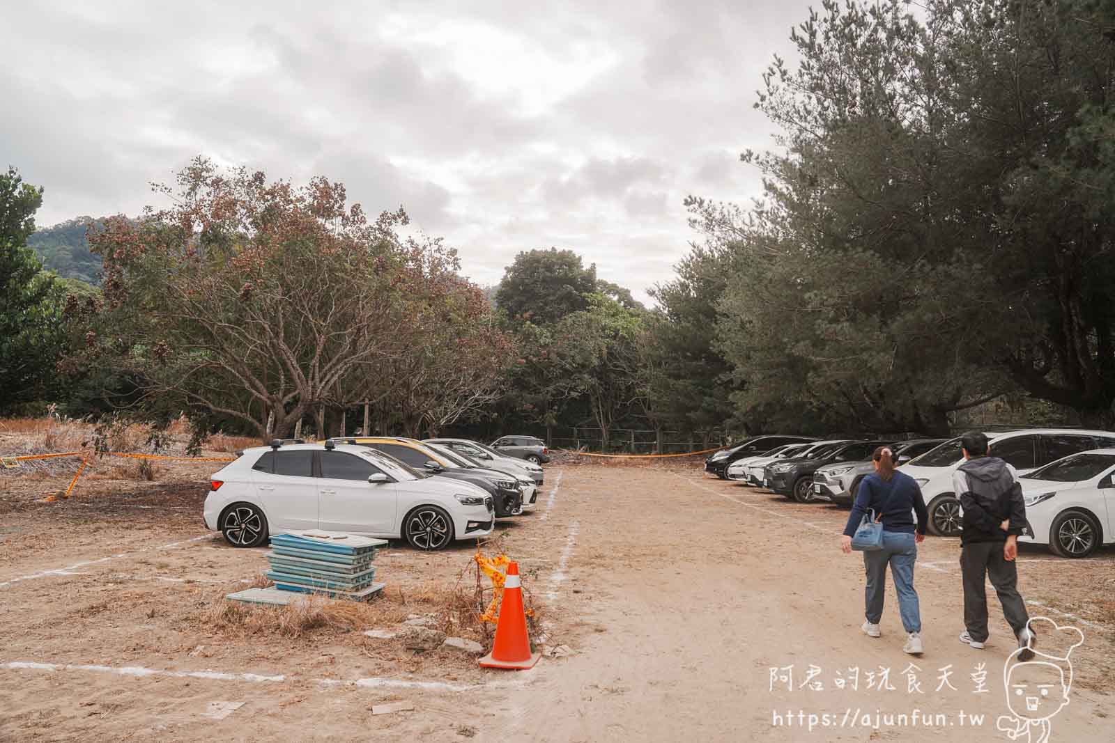 【台中新社】普羅旺斯庭園餐廳，不會暈車的秘境！推薦綠胡椒烤雞與超萌小兔奶凍