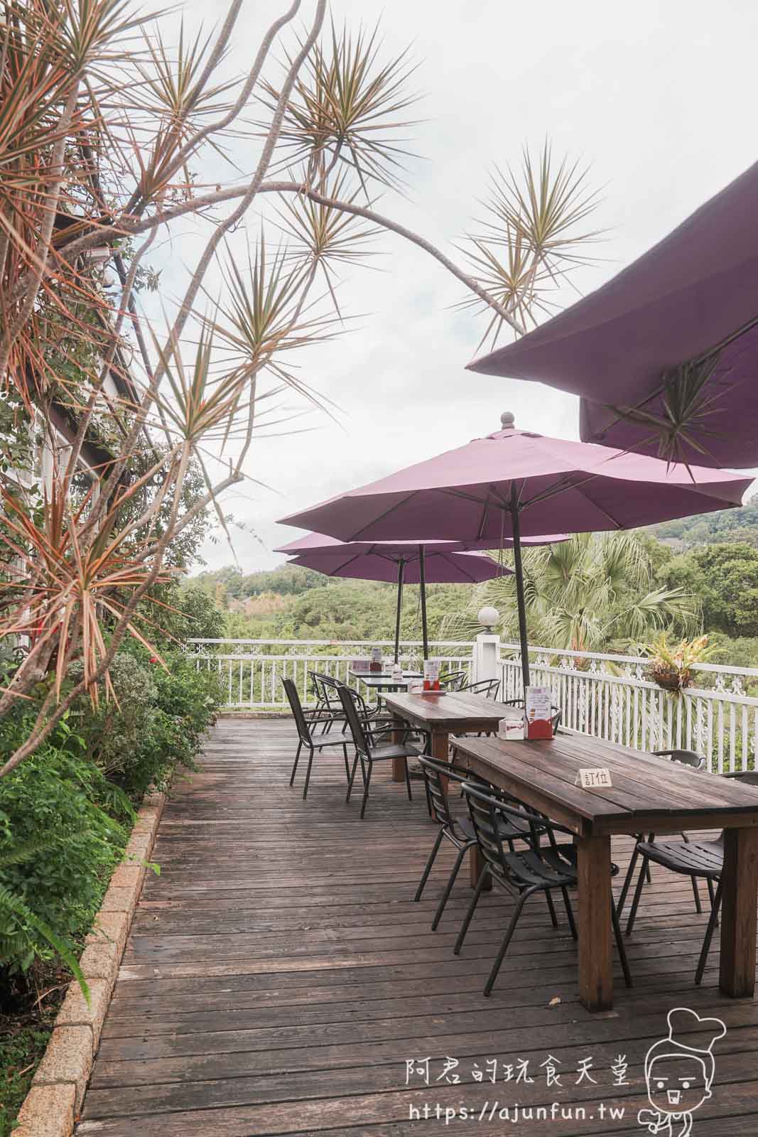 【台中新社】普羅旺斯庭園餐廳，不會暈車的秘境！推薦綠胡椒烤雞與超萌小兔奶凍