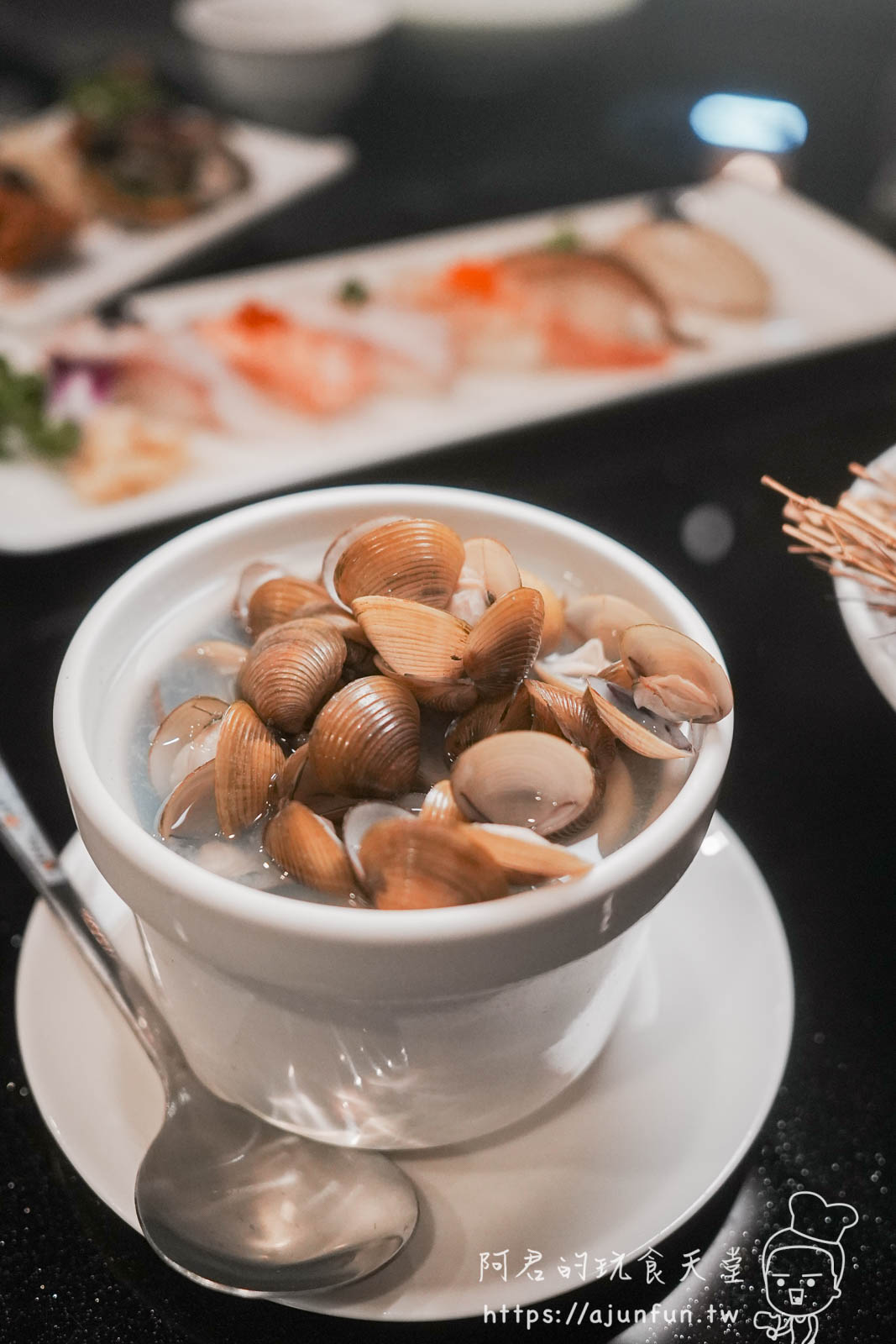 2026台中西屯聚餐推薦｜龍二日本料理，15年老字號日料傳奇，隱密大包廂、高CP值客製化饗宴！