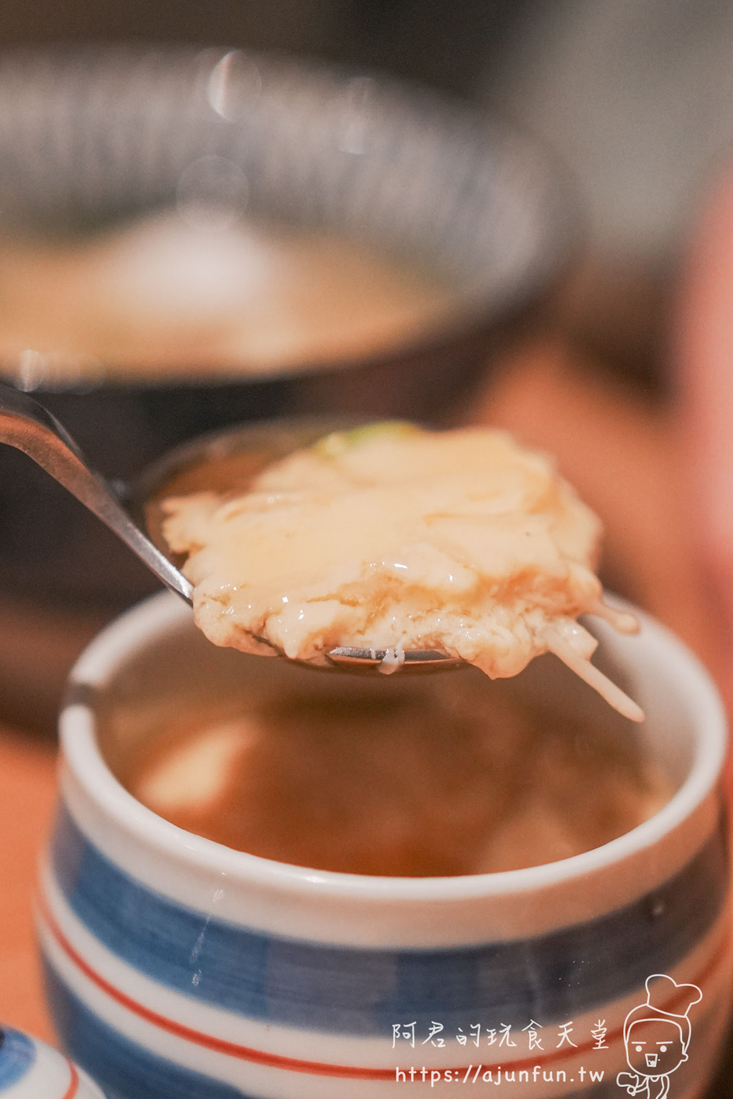 2026竹北美食推薦｜家本肉屋 丼飯，平價天花板！鱸魚味噌湯、霜淇淋無限續，炸雞山必點（附菜單停車資訊）