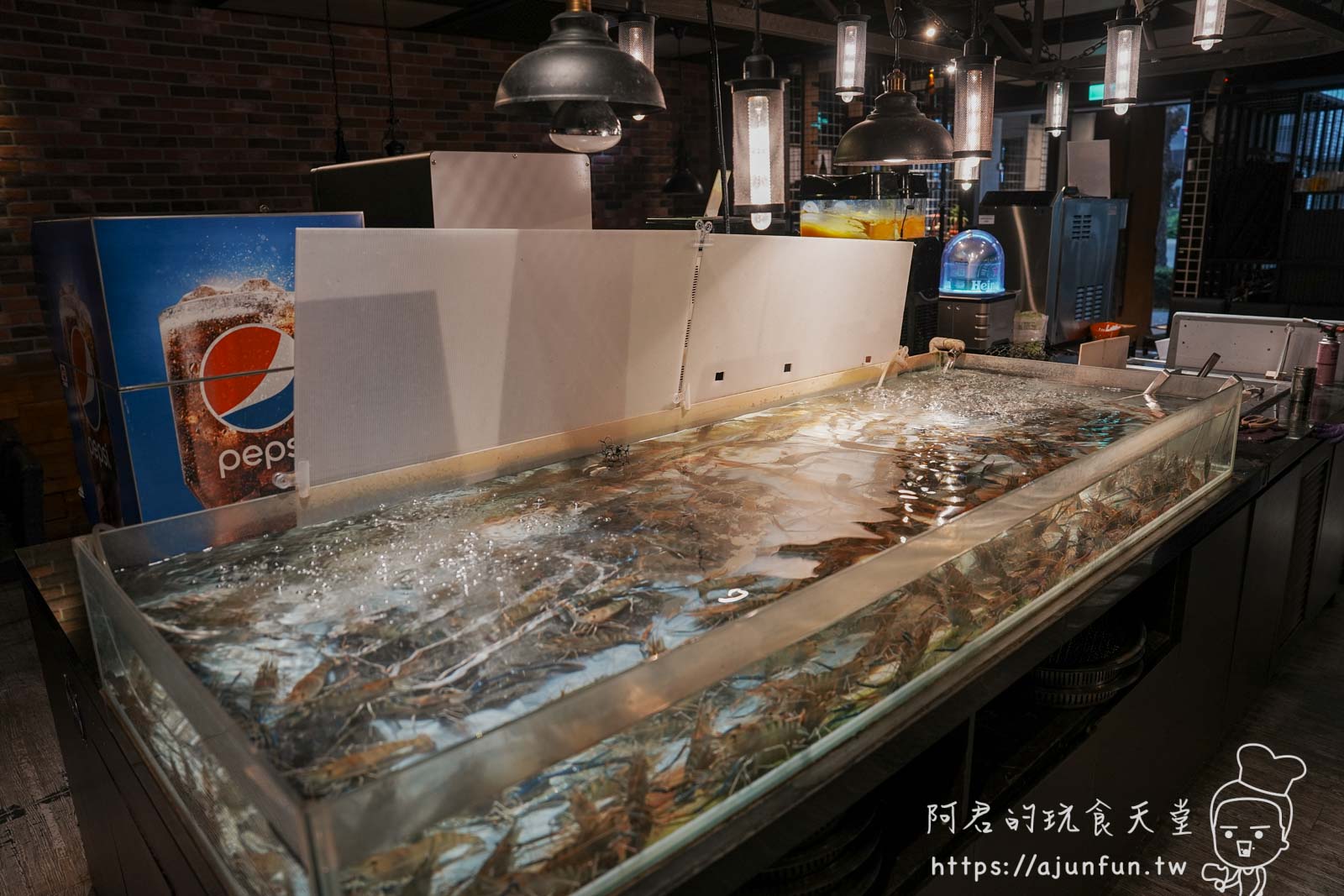 2026台中燒肉推薦,潼阪帝王蟹黑毛牛頂級燒烤|全台罕見「不限時」吃到飽!A5和牛、生啤無限暢飲,捷運文心櫻花站美食 - 第6張圖 2026台中燒肉推薦,潼阪帝王蟹黑毛牛頂級燒烤|全台罕見「不限時」吃到飽!A5和牛、生啤無限暢飲,捷運文心櫻花站美食