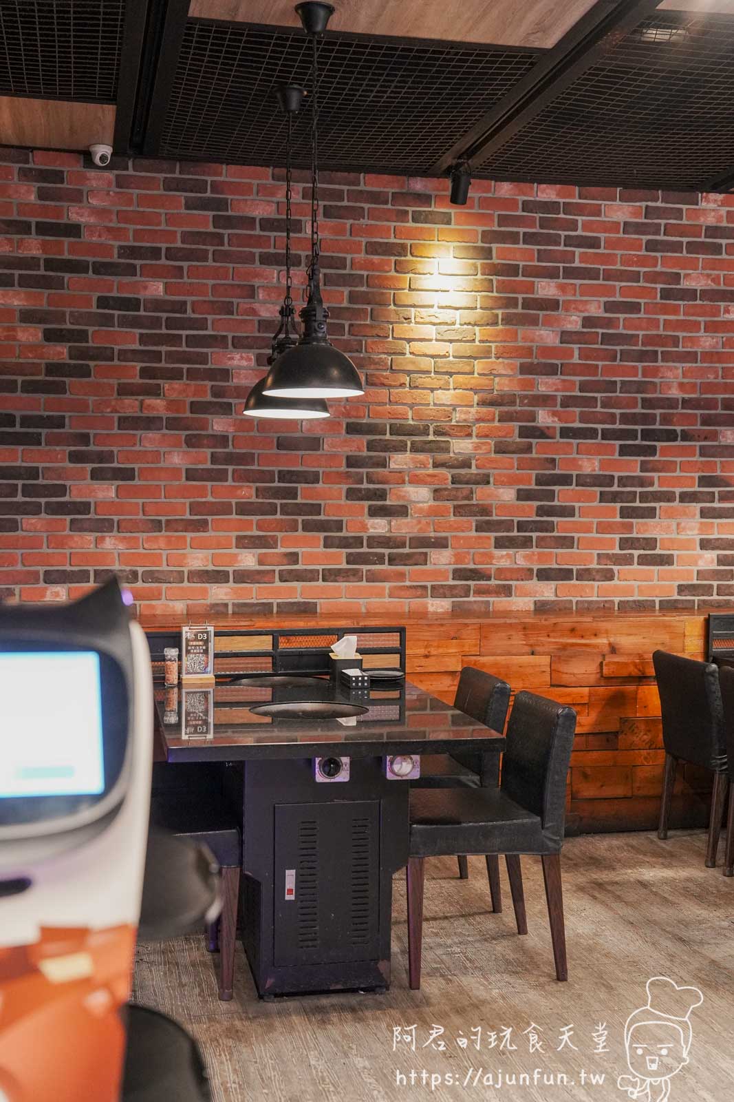 2026台中燒肉推薦,潼阪帝王蟹黑毛牛頂級燒烤|全台罕見「不限時」吃到飽!A5和牛、生啤無限暢飲,捷運文心櫻花站美食 - 第4張圖 2026台中燒肉推薦,潼阪帝王蟹黑毛牛頂級燒烤|全台罕見「不限時」吃到飽!A5和牛、生啤無限暢飲,捷運文心櫻花站美食