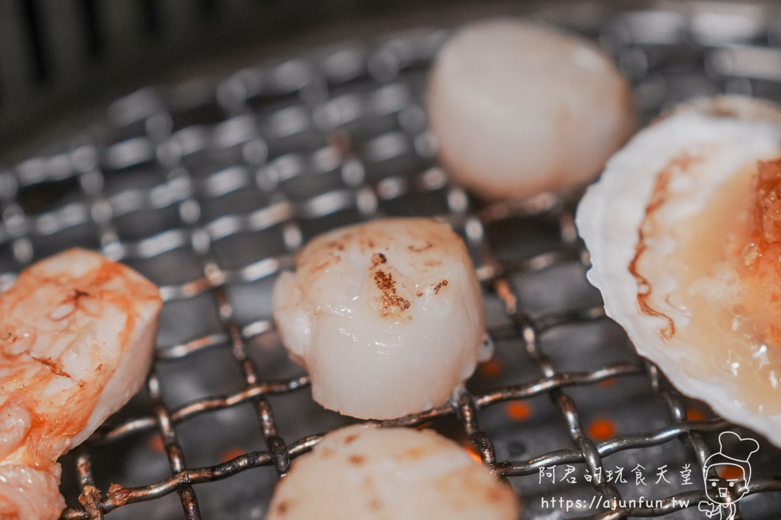 2026台中燒肉推薦,潼阪帝王蟹黑毛牛頂級燒烤|全台罕見「不限時」吃到飽!A5和牛、生啤無限暢飲,捷運文心櫻花站美食 - 第31張圖 2026台中燒肉推薦,潼阪帝王蟹黑毛牛頂級燒烤|全台罕見「不限時」吃到飽!A5和牛、生啤無限暢飲,捷運文心櫻花站美食