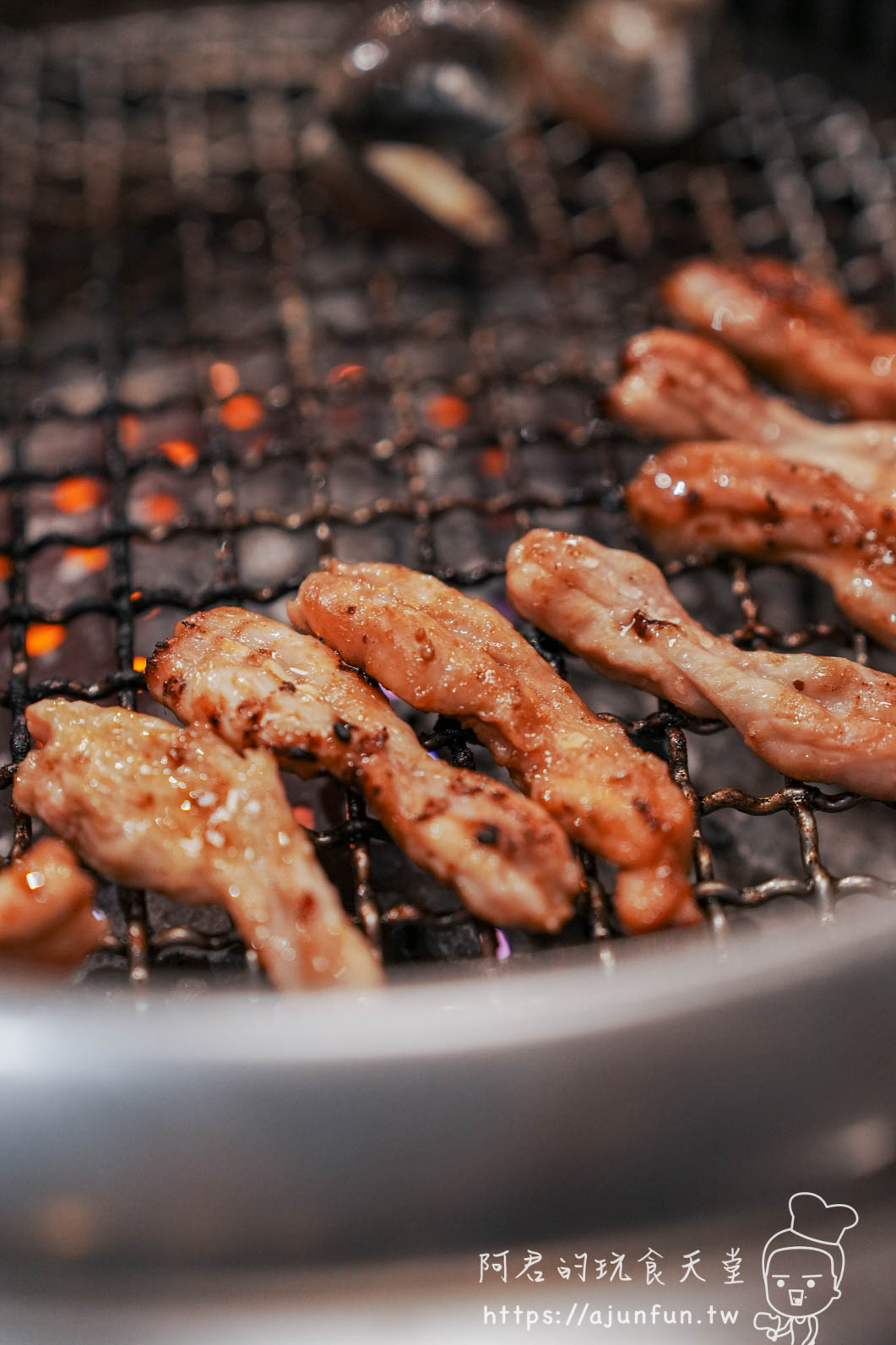 2026台中燒肉推薦,潼阪帝王蟹黑毛牛頂級燒烤|全台罕見「不限時」吃到飽!A5和牛、生啤無限暢飲,捷運文心櫻花站美食 - 第25張圖 2026台中燒肉推薦,潼阪帝王蟹黑毛牛頂級燒烤|全台罕見「不限時」吃到飽!A5和牛、生啤無限暢飲,捷運文心櫻花站美食