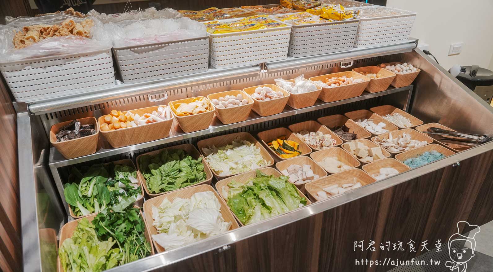 台中大里,尚鮮吃到飽火鍋,堅持天然熬湯「喝了不口渴」!國光花市高 CP 值隱藏版美食 - 第6張圖 台中大里,尚鮮吃到飽火鍋,堅持天然熬湯「喝了不口渴」!國光花市高 CP 值隱藏版美食