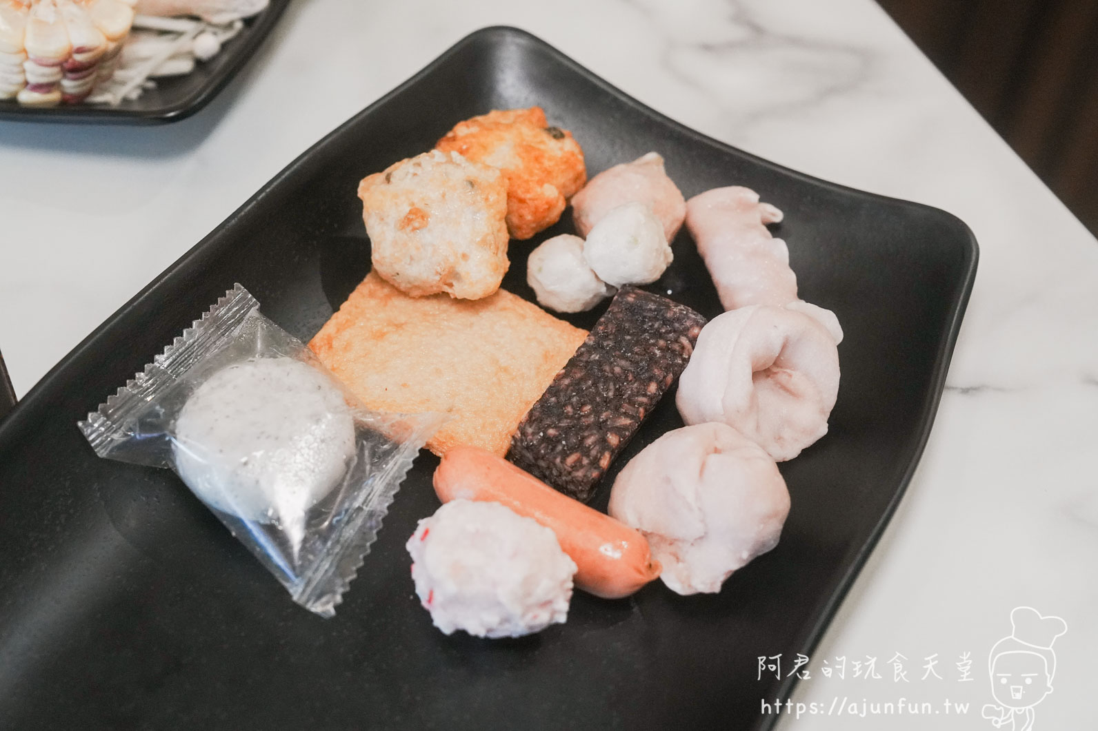 台中大里,尚鮮吃到飽火鍋,堅持天然熬湯「喝了不口渴」!國光花市高 CP 值隱藏版美食 - 第13張圖 台中大里,尚鮮吃到飽火鍋,堅持天然熬湯「喝了不口渴」!國光花市高 CP 值隱藏版美食