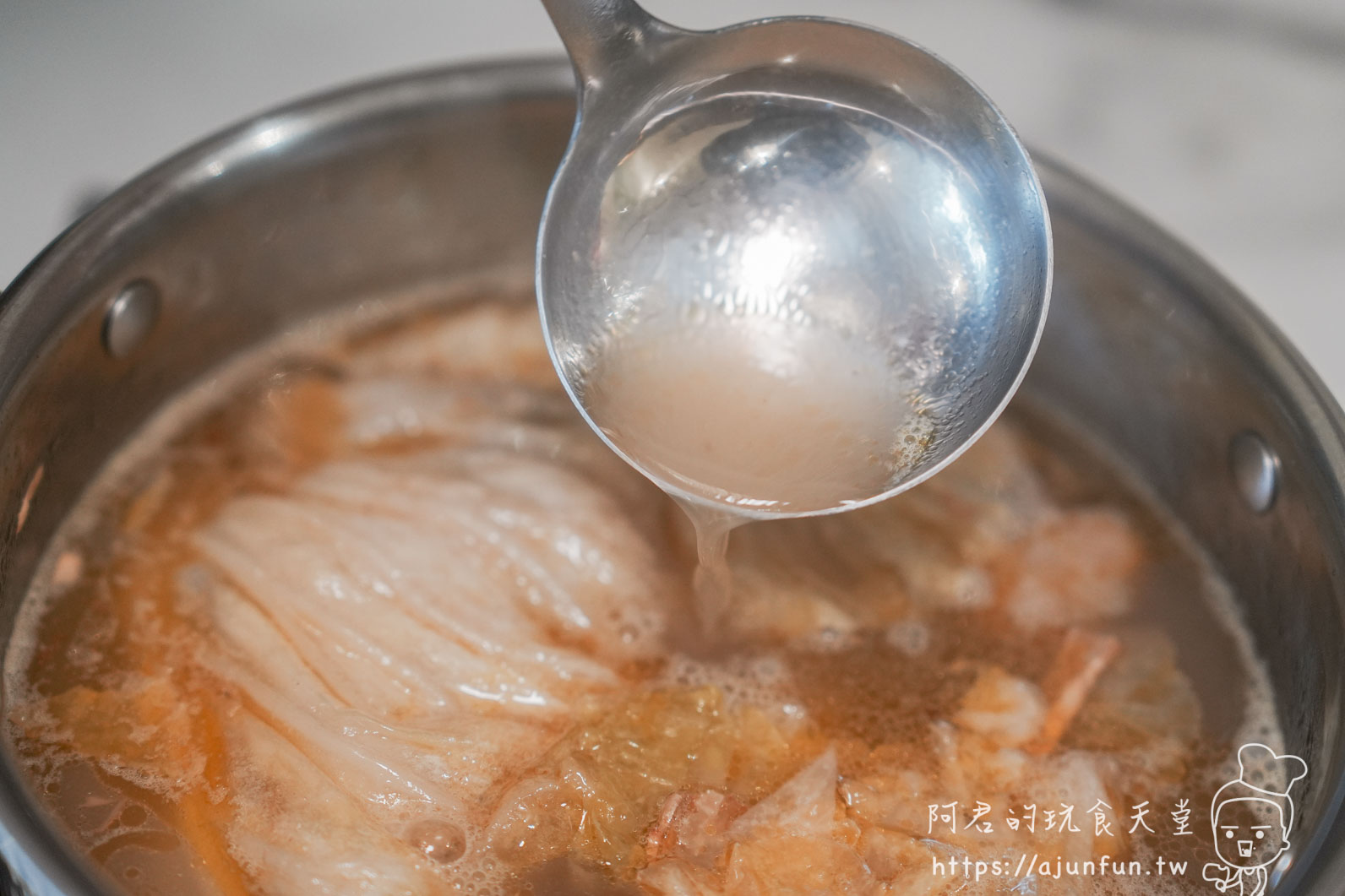 台中大里,尚鮮吃到飽火鍋,堅持天然熬湯「喝了不口渴」!國光花市高 CP 值隱藏版美食 - 第19張圖 台中大里,尚鮮吃到飽火鍋,堅持天然熬湯「喝了不口渴」!國光花市高 CP 值隱藏版美食