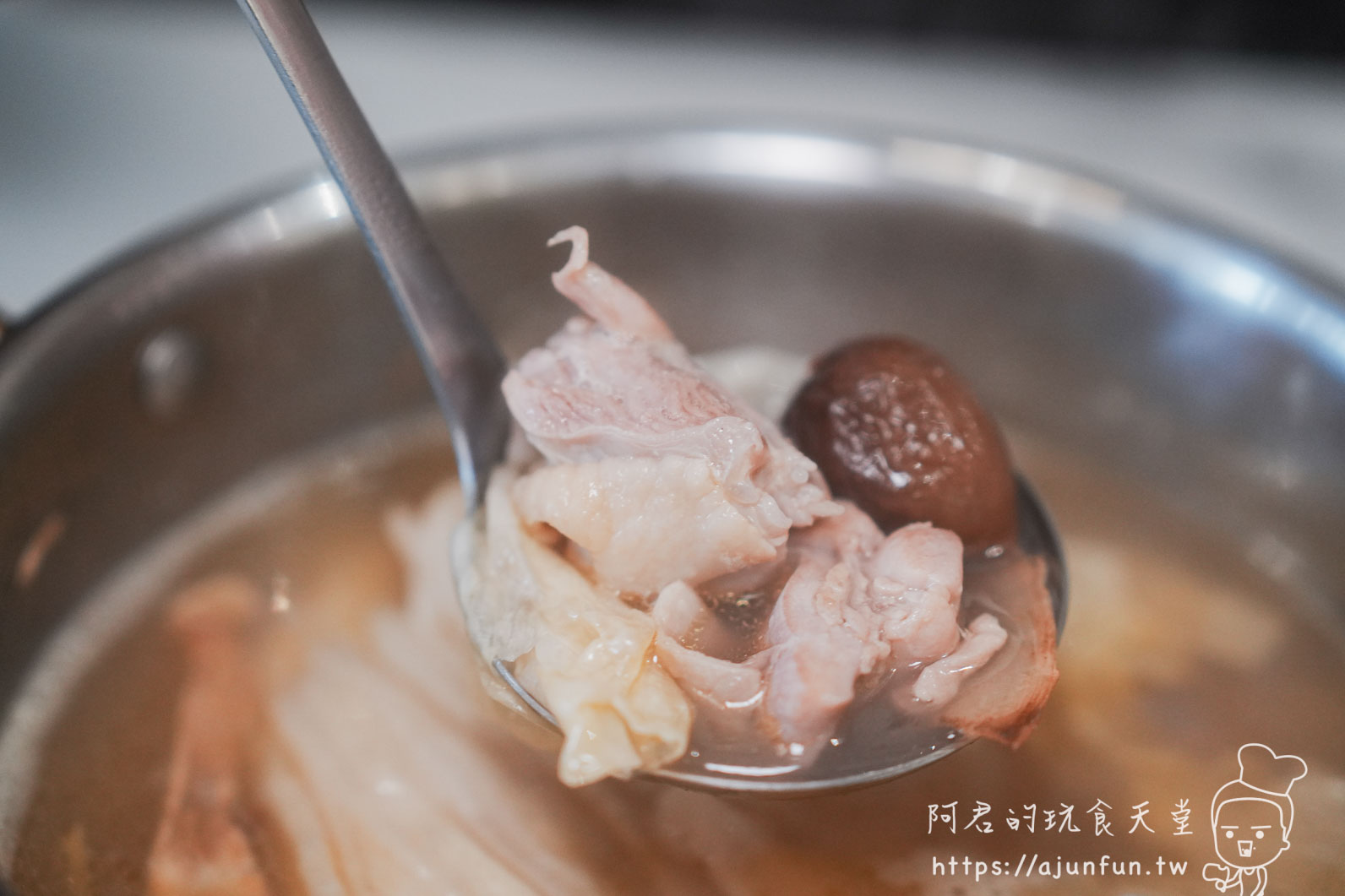 台中大里,尚鮮吃到飽火鍋,堅持天然熬湯「喝了不口渴」!國光花市高 CP 值隱藏版美食 - 第20張圖 台中大里,尚鮮吃到飽火鍋,堅持天然熬湯「喝了不口渴」!國光花市高 CP 值隱藏版美食