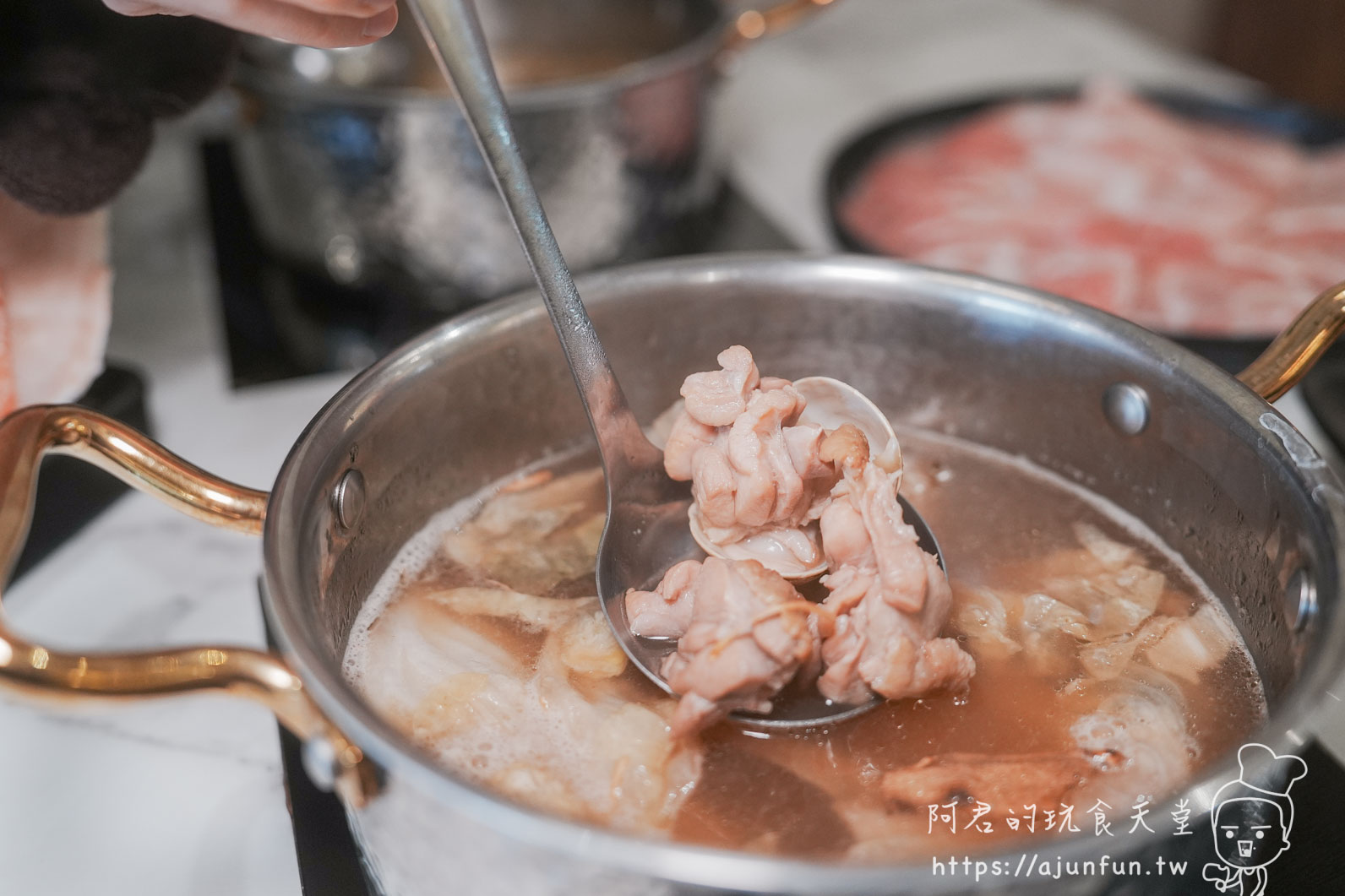 台中大里,尚鮮吃到飽火鍋,堅持天然熬湯「喝了不口渴」!國光花市高 CP 值隱藏版美食 - 第18張圖 台中大里,尚鮮吃到飽火鍋,堅持天然熬湯「喝了不口渴」!國光花市高 CP 值隱藏版美食