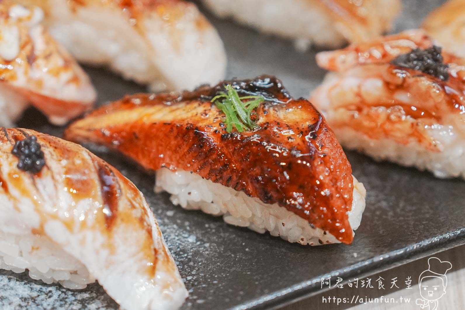 別再問台中壽司吃哪家！九壽司，新鮮檸檬入飯的美味，捷運沿線好停車聚餐首選