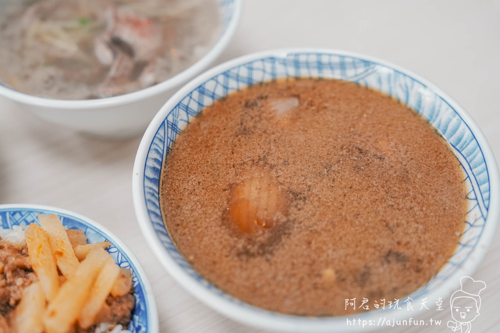 台中麻油腰花天花板！和老師麻油腰花，每日現宰溫體豬與4小時高湯，重新定義「脆彈」口感