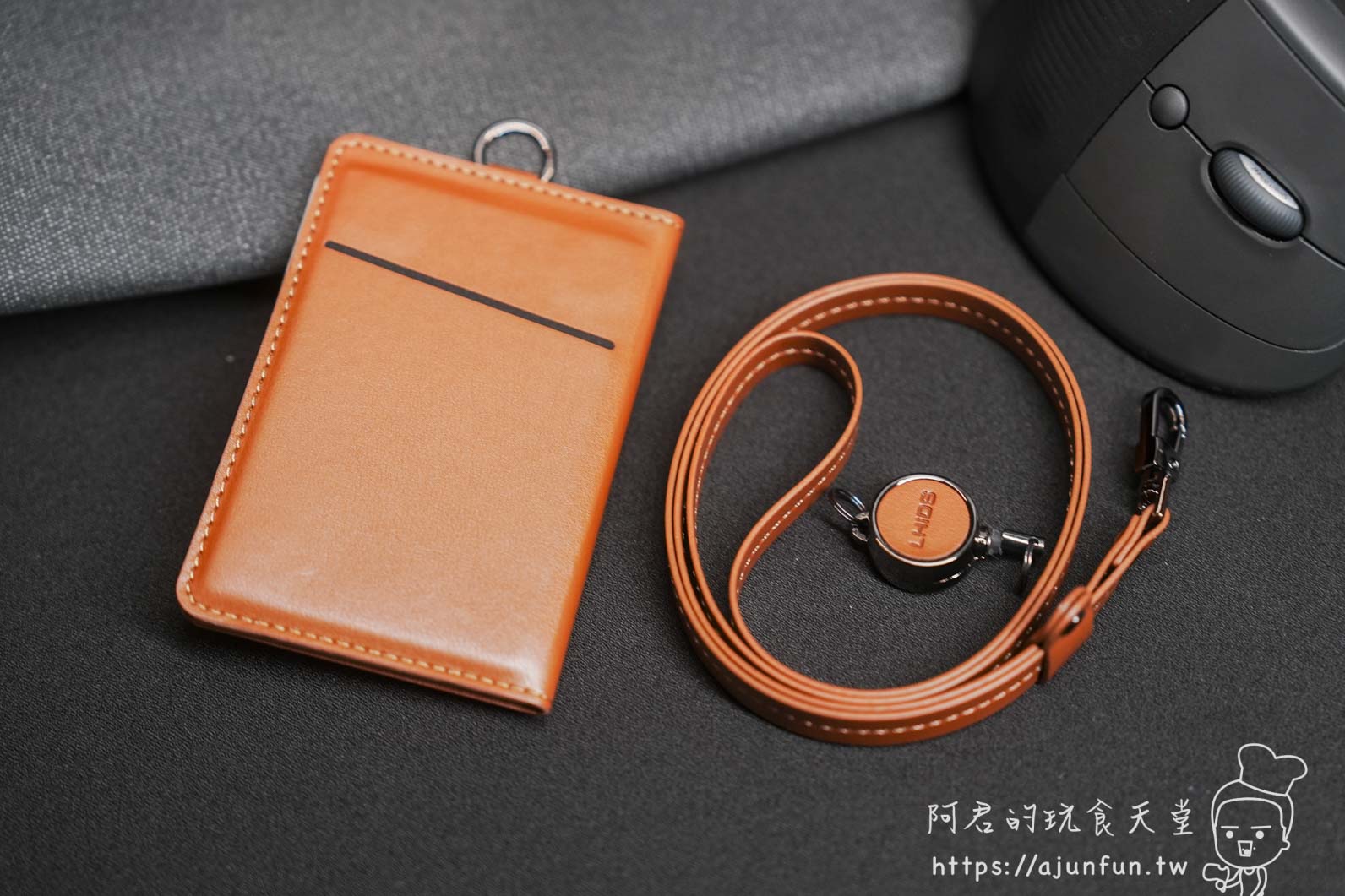 【識別證推薦】上班族必備?LHiDS 翻轉磁吸識別證開箱 - 第3張圖 【識別證推薦】上班族必備?LHiDS 翻轉磁吸識別證開箱
