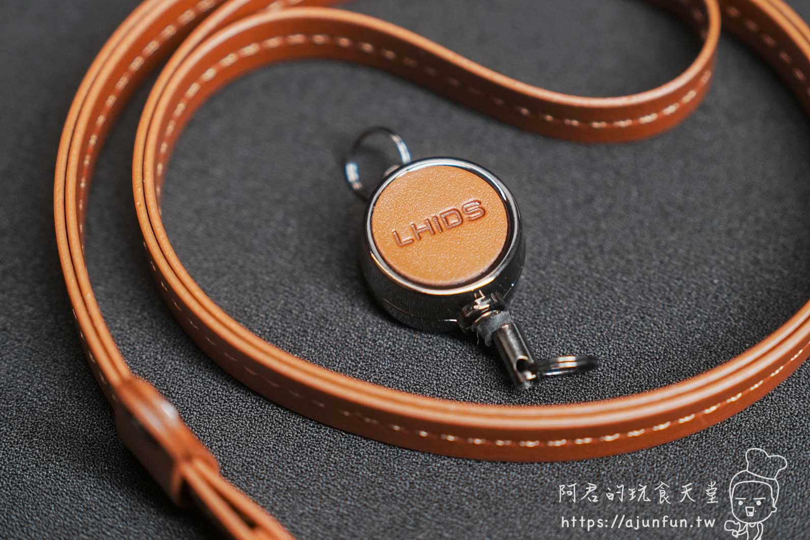 【識別證推薦】上班族必備?LHiDS 翻轉磁吸識別證開箱 - 第4張圖 【識別證推薦】上班族必備?LHiDS 翻轉磁吸識別證開箱