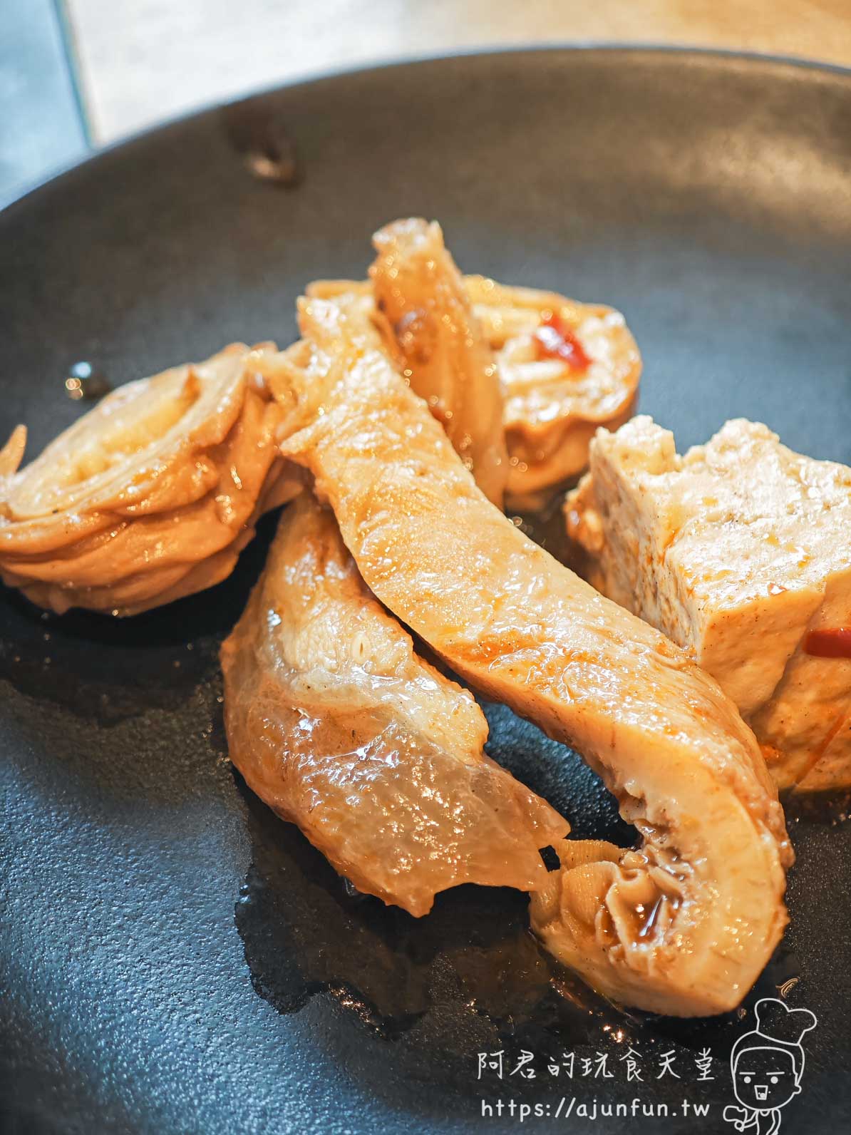 台中麻辣鍋吃到飽,向辣評價,798元值嗎?被火鍋耽誤的甜點店,聚餐慶生安全牌首選(已歇業 - 第21張圖 台中麻辣鍋吃到飽,向辣評價,798元值嗎?被火鍋耽誤的甜點店,聚餐慶生安全牌首選(已歇業