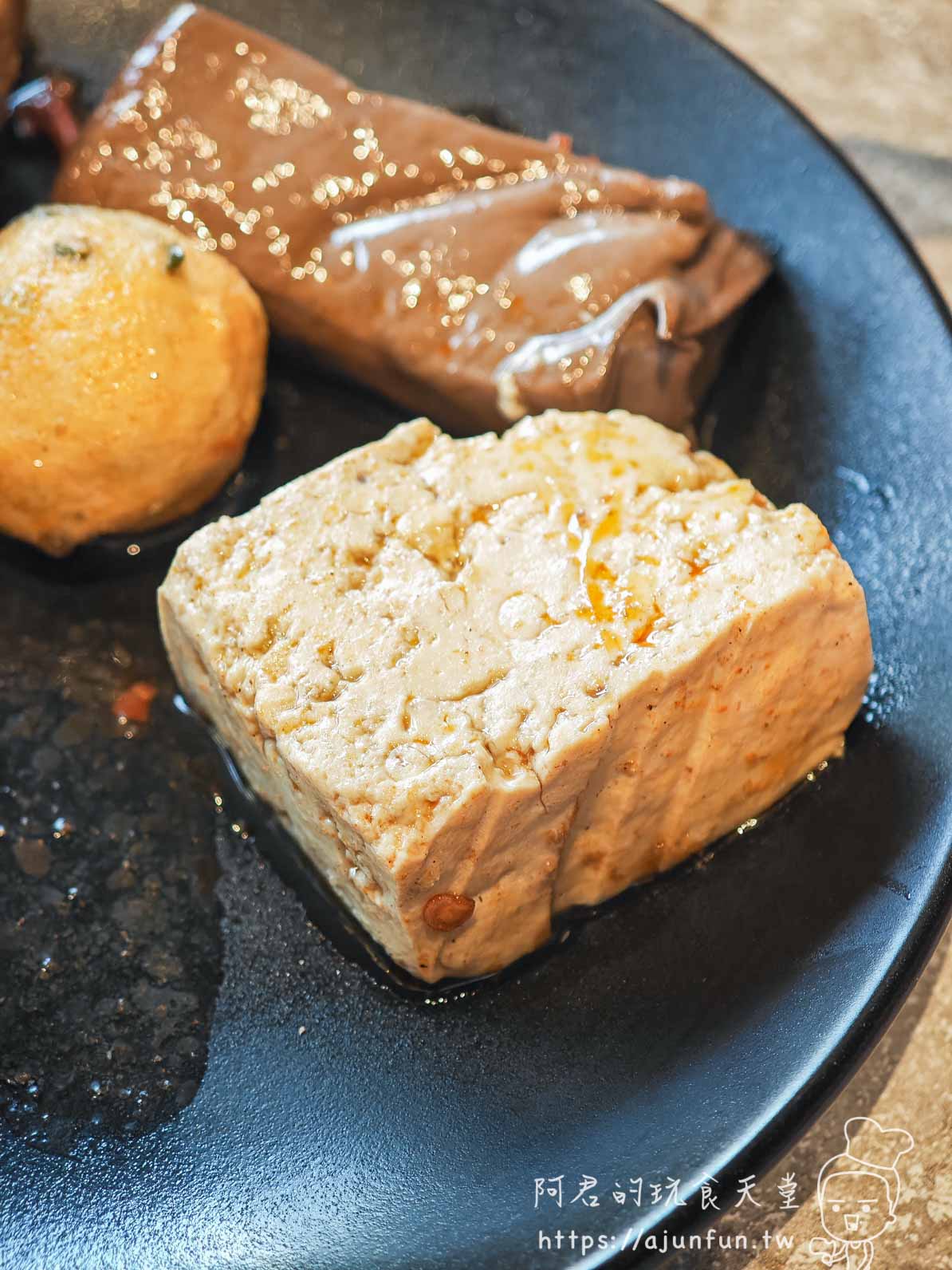 台中麻辣鍋吃到飽,向辣評價,798元值嗎?被火鍋耽誤的甜點店,聚餐慶生安全牌首選(已歇業 - 第12張圖 台中麻辣鍋吃到飽,向辣評價,798元值嗎?被火鍋耽誤的甜點店,聚餐慶生安全牌首選(已歇業